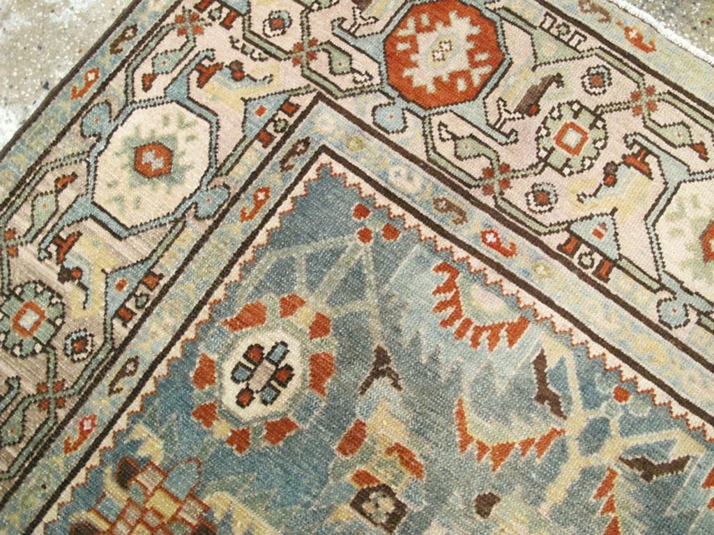 Early 20th Century Persian Malayer Accent Rug (Handgeknüpft) im Angebot