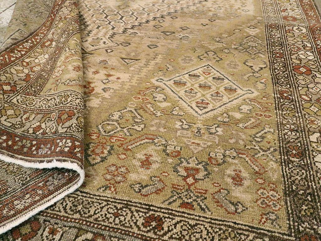 Persischer Malayer-Akzentteppich des frühen 20. Jahrhunderts im Angebot 2