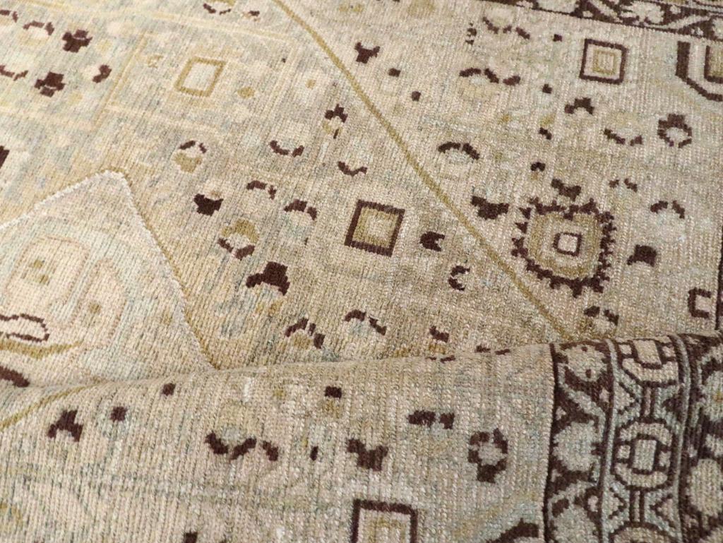 Lana Early 20th Century Persian Malayer Accent Rug in vendita