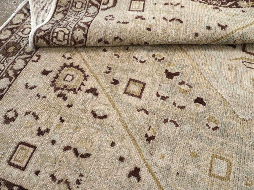 Early 20th Century Persian Malayer Accent Rug in vendita 1