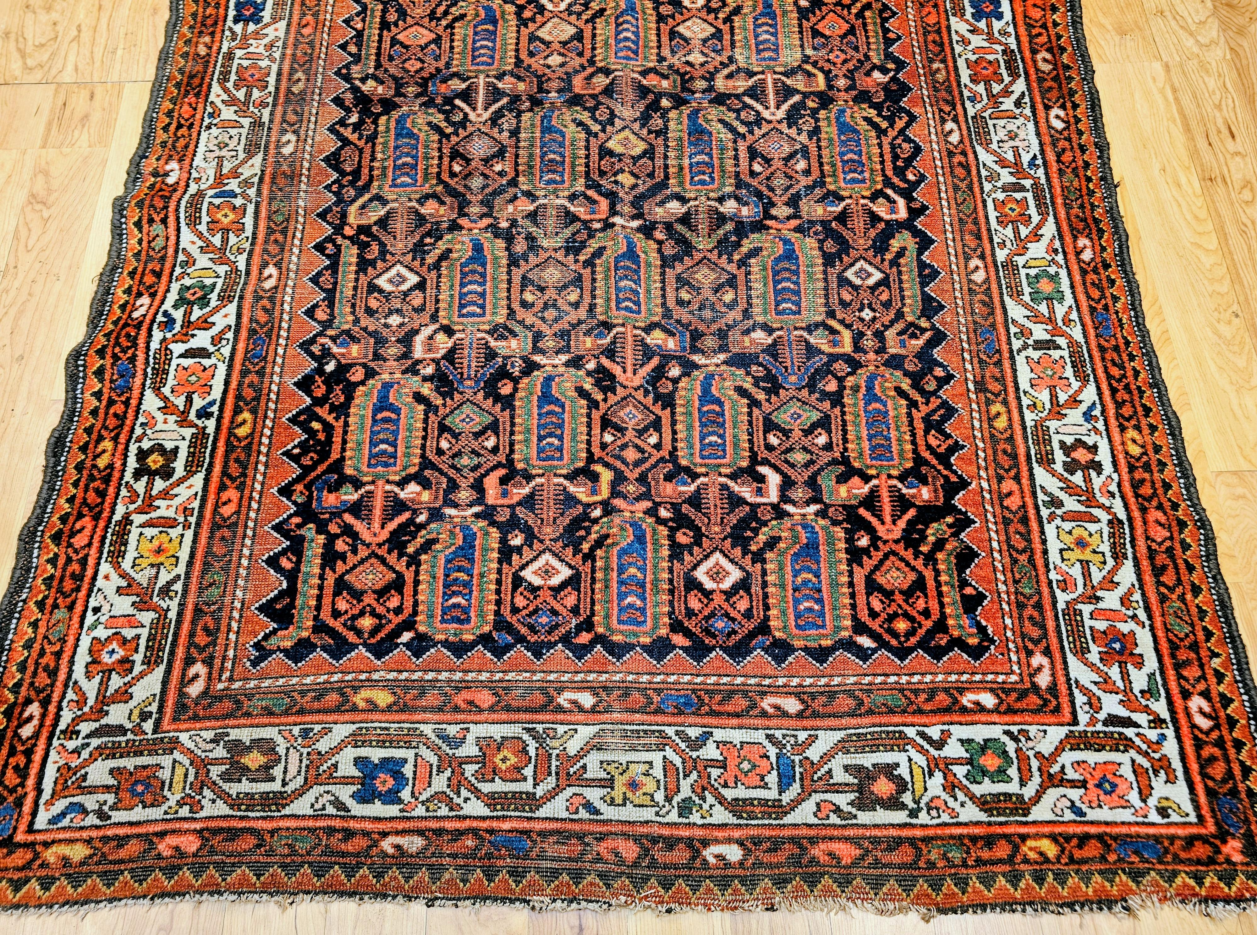 Persiano Tappeto persiano Malayer dell'inizio del XX secolo con motivo Paisley all-over in blu. in vendita