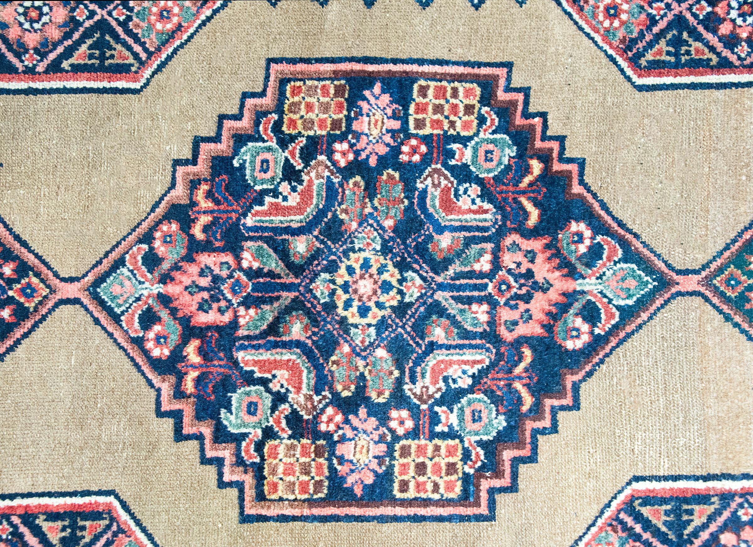 Early 20th Century Persian Malayer Rug For Sale 7