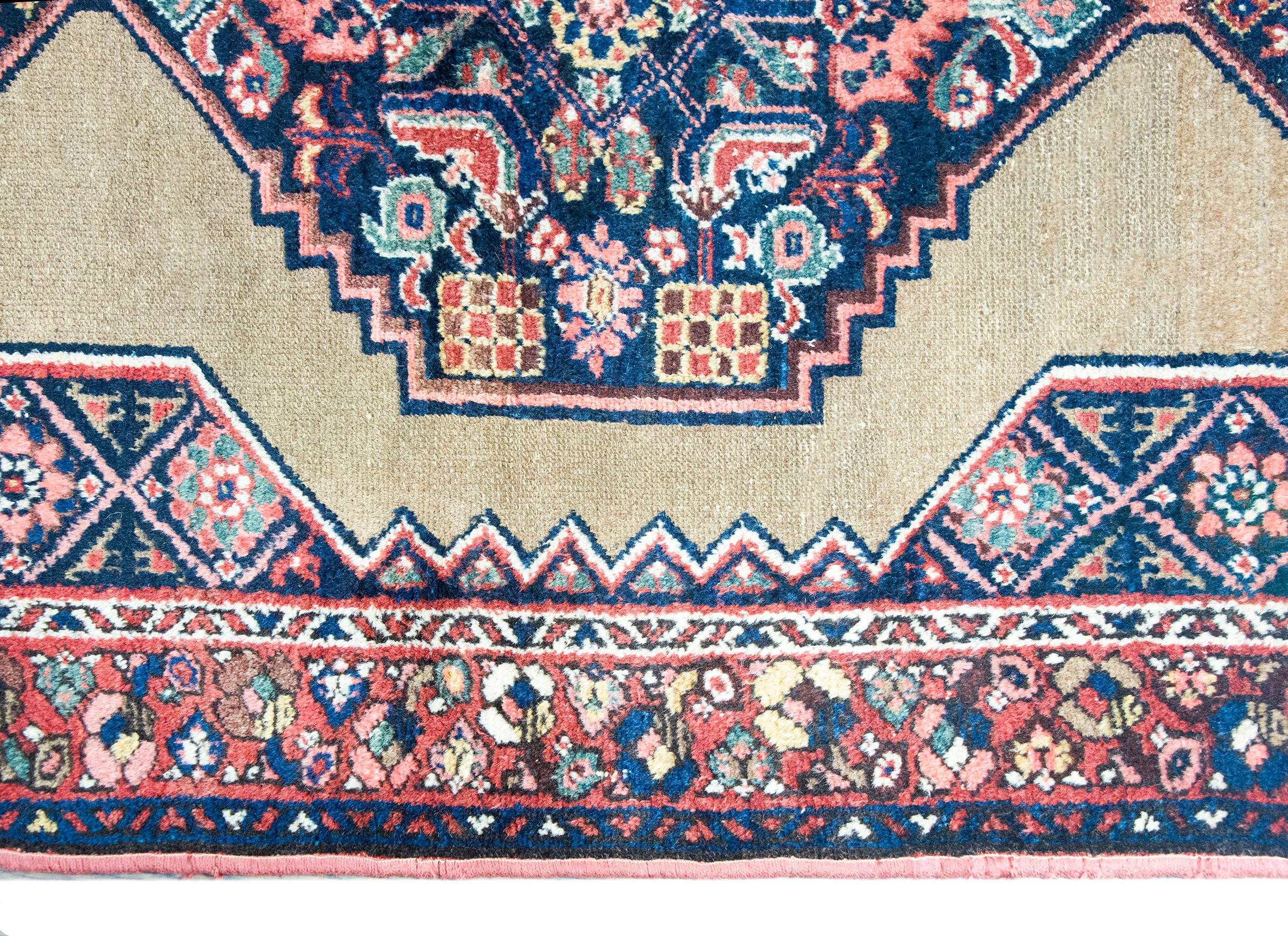 Early 20th Century Persian Malayer Rug For Sale 8