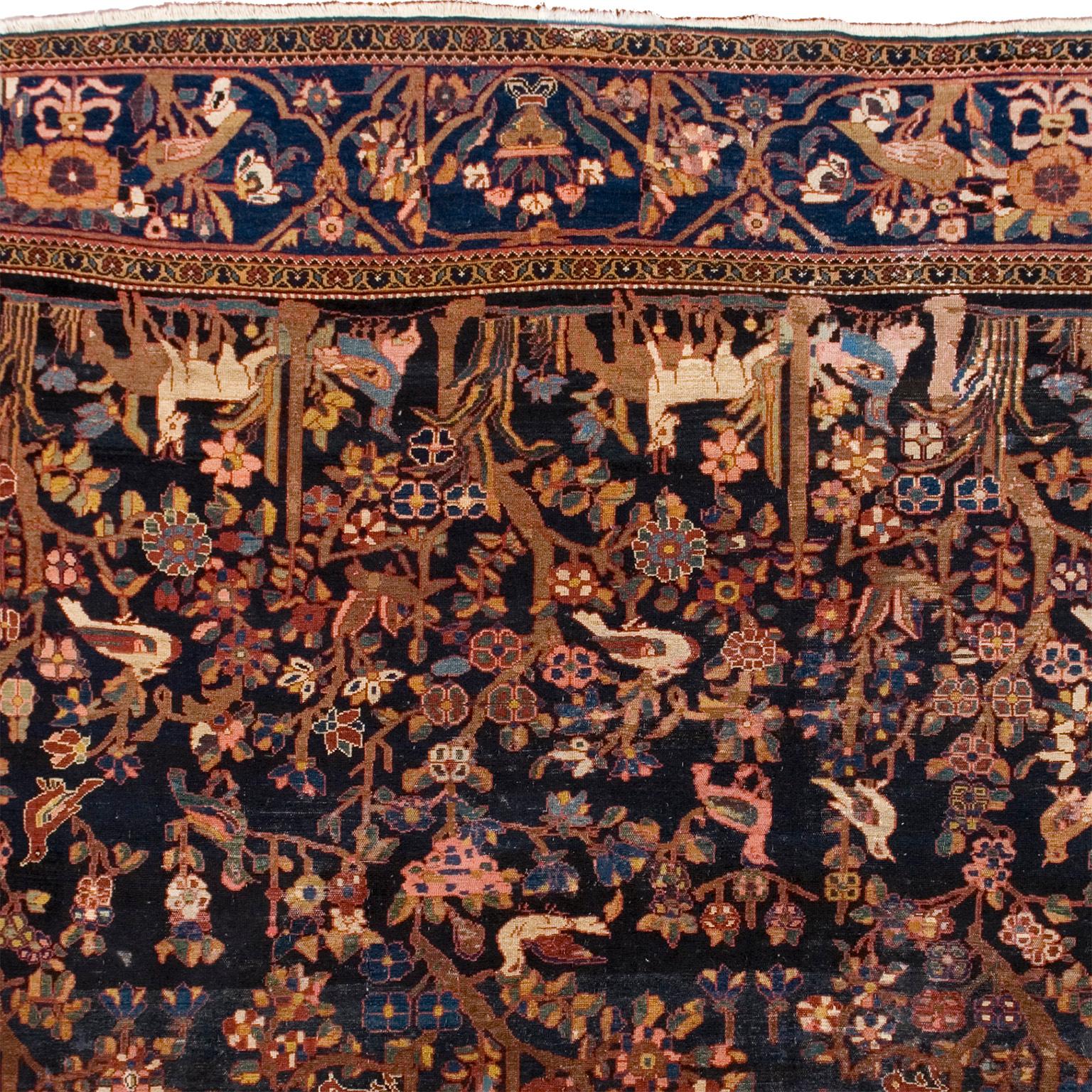 Early 20th Century Persian Malayer Rug In Good Condition For Sale In New York, NY