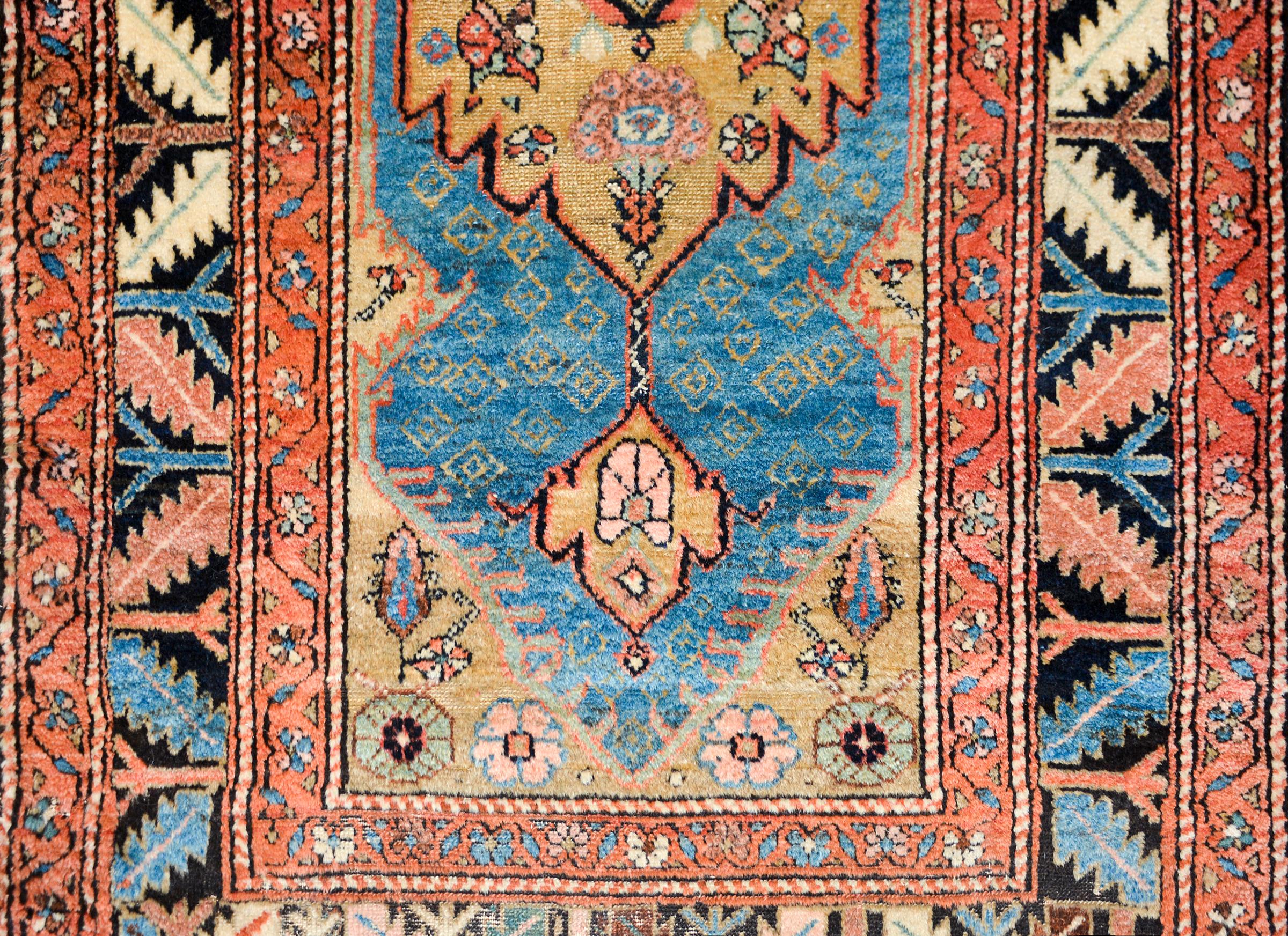 Persischer Malayer-Teppich des frühen 20. Jahrhunderts (Frühes 20. Jahrhundert) im Angebot