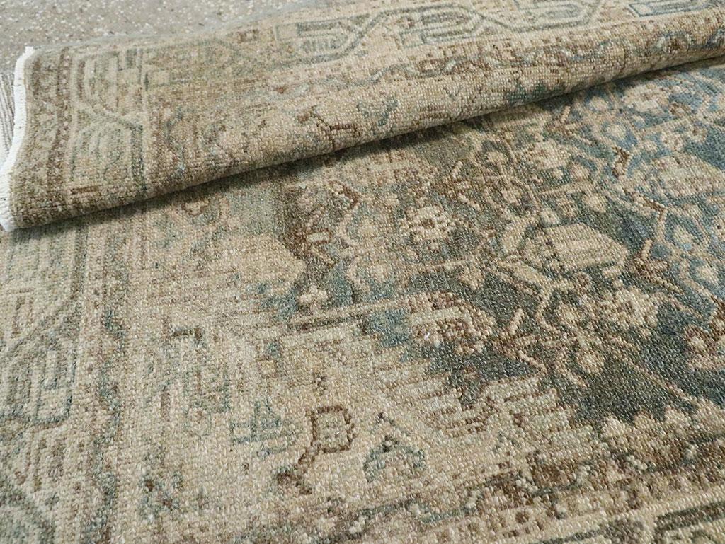 Persischer Malayer-Teppich des frühen 20. Jahrhunderts im Angebot 2