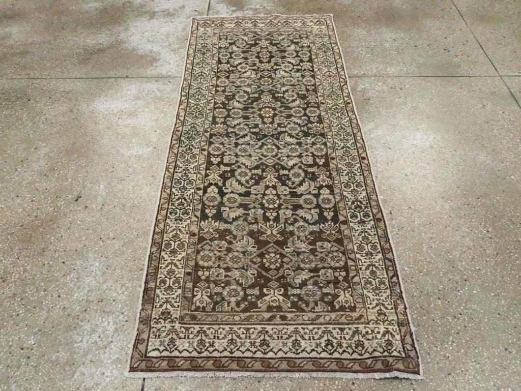 Ancien tapis persan Malayer fabriqué à la main au début du 20e siècle.

Mesures : 2' 7