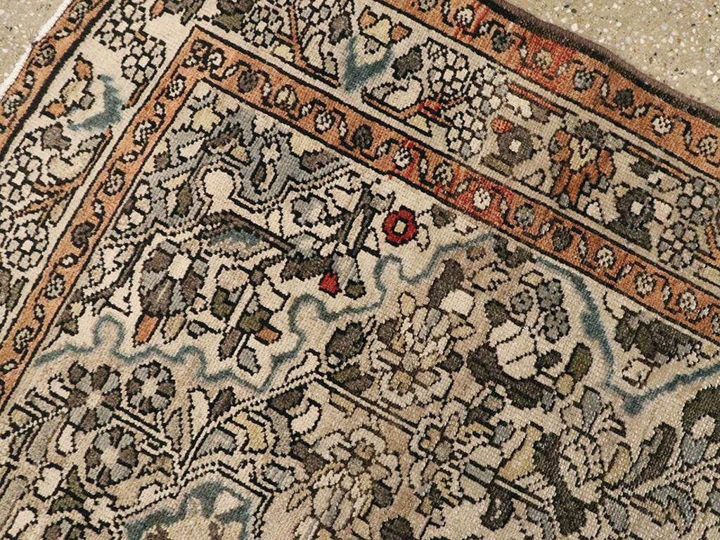 Alfombra Persa Malayer de principios del siglo XX en Excelente estado para la venta en New York, NY