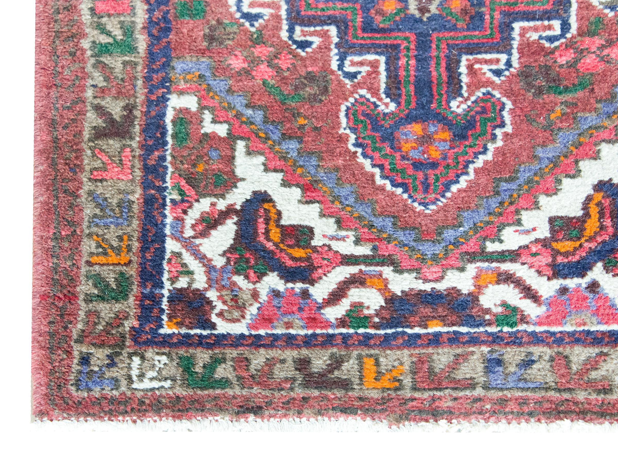 Tappeto persiano Mazlaghan dei primi del Novecento in vendita 5