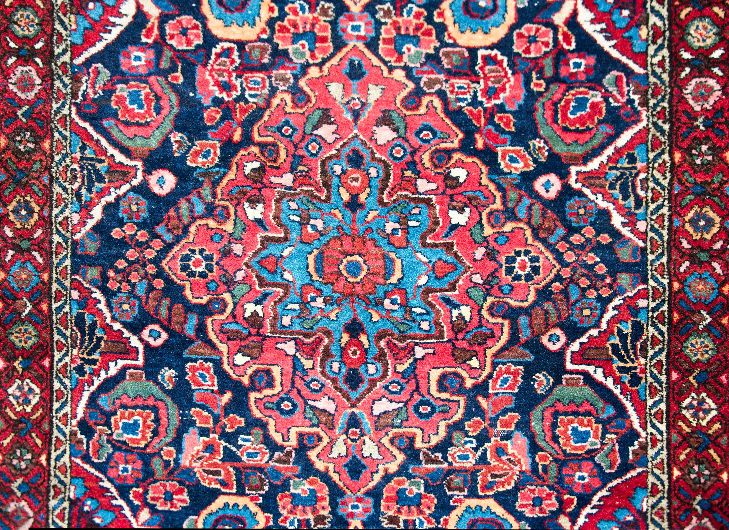 Persischer Mehraban-Teppich des frühen 20. Jahrhunderts im Angebot 3