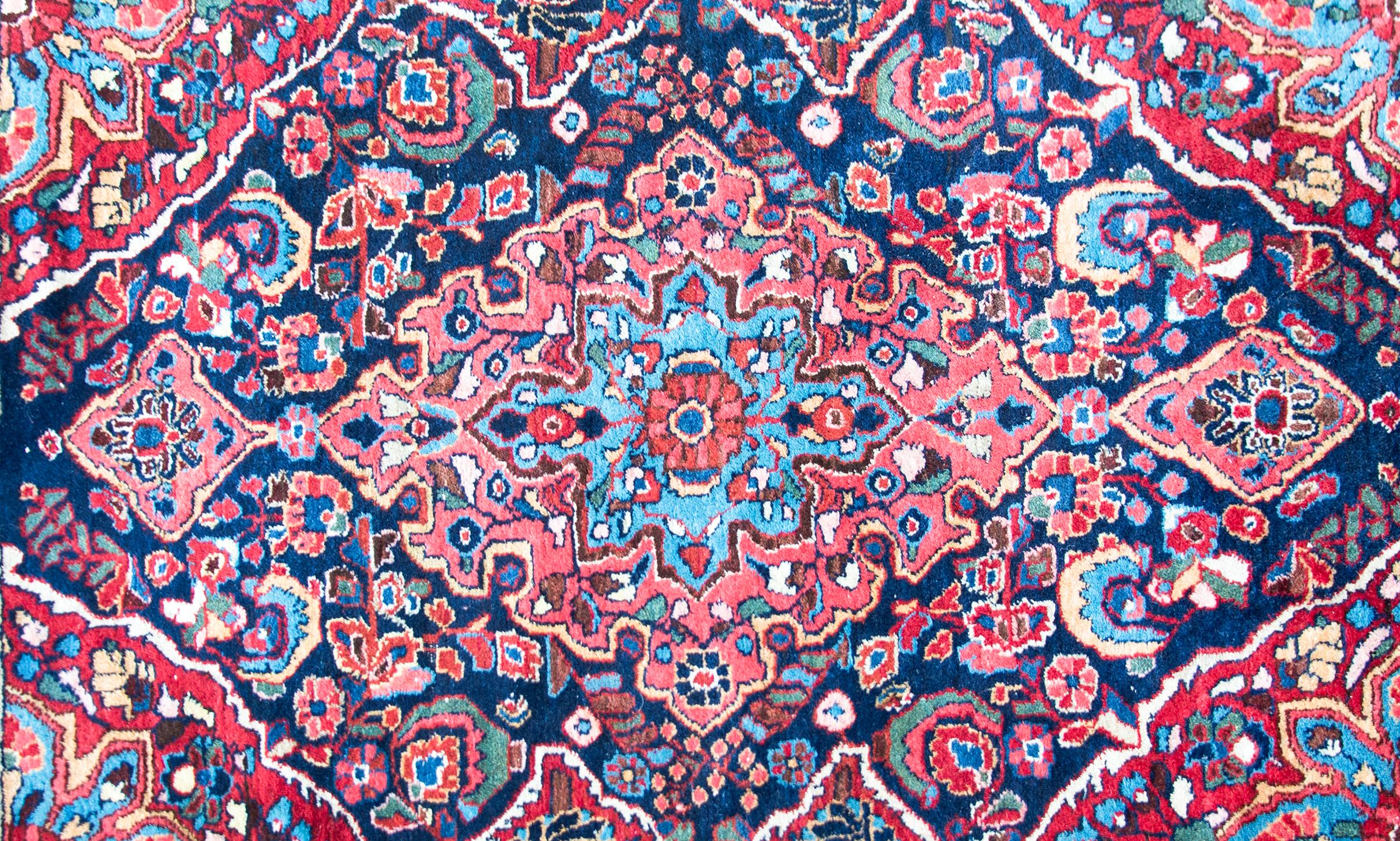 Persischer Mehraban-Teppich des frühen 20. Jahrhunderts (Handgeknüpft) im Angebot