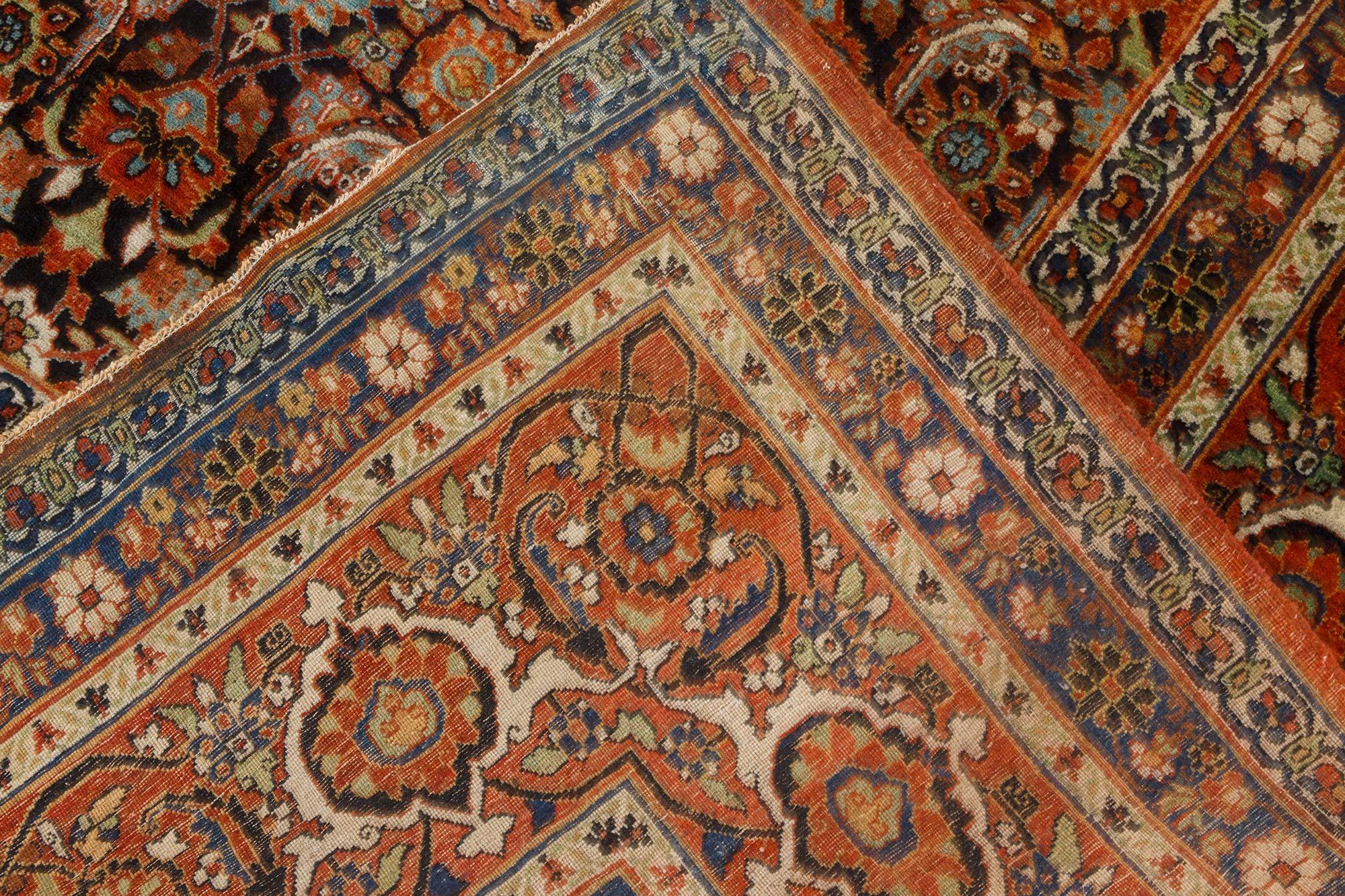 Early 20th Century Persian Meshad Rug For Sale 2