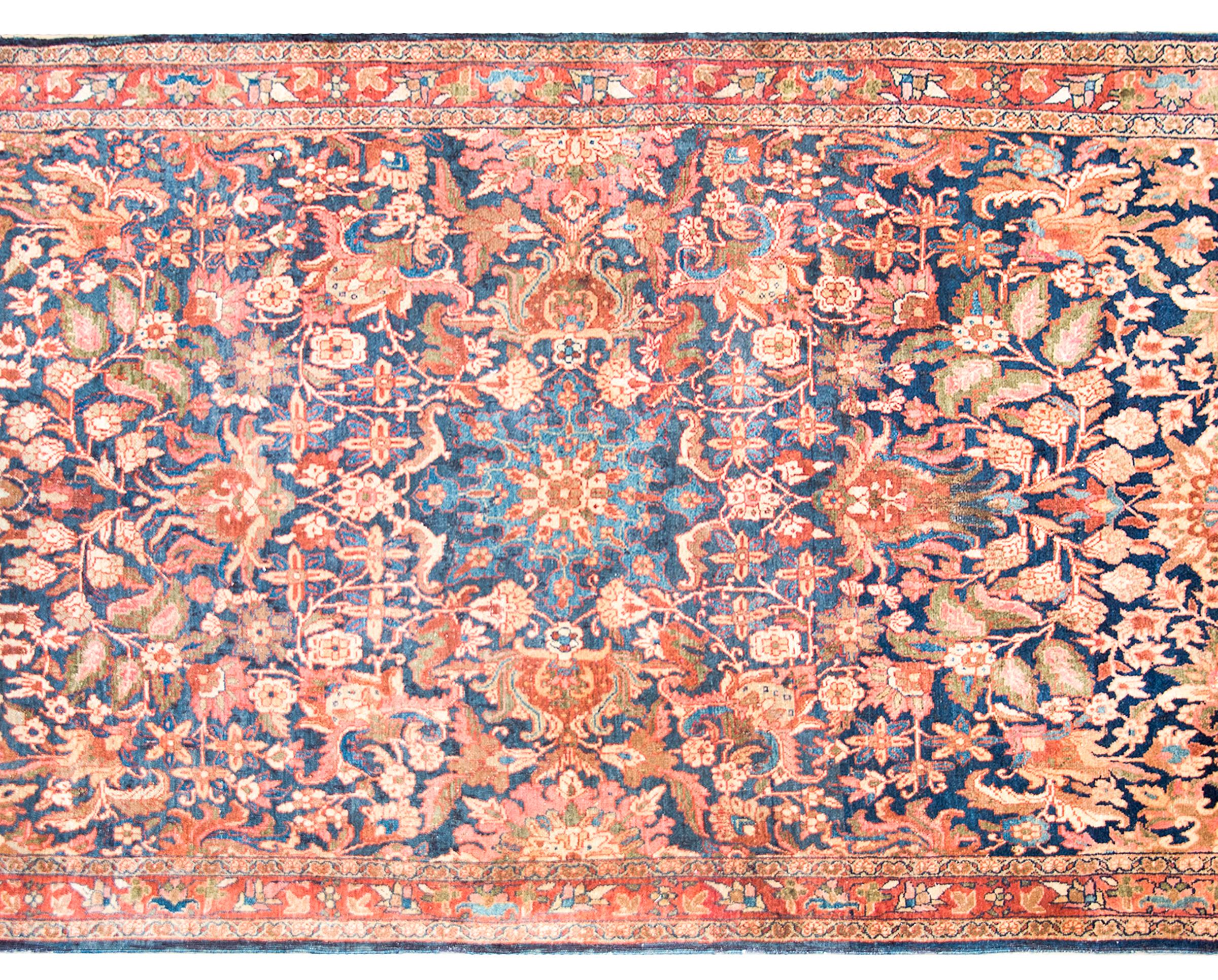 Persischer Meshkabad-Teppich des frühen 20. Jahrhunderts (Stammeskunst) im Angebot