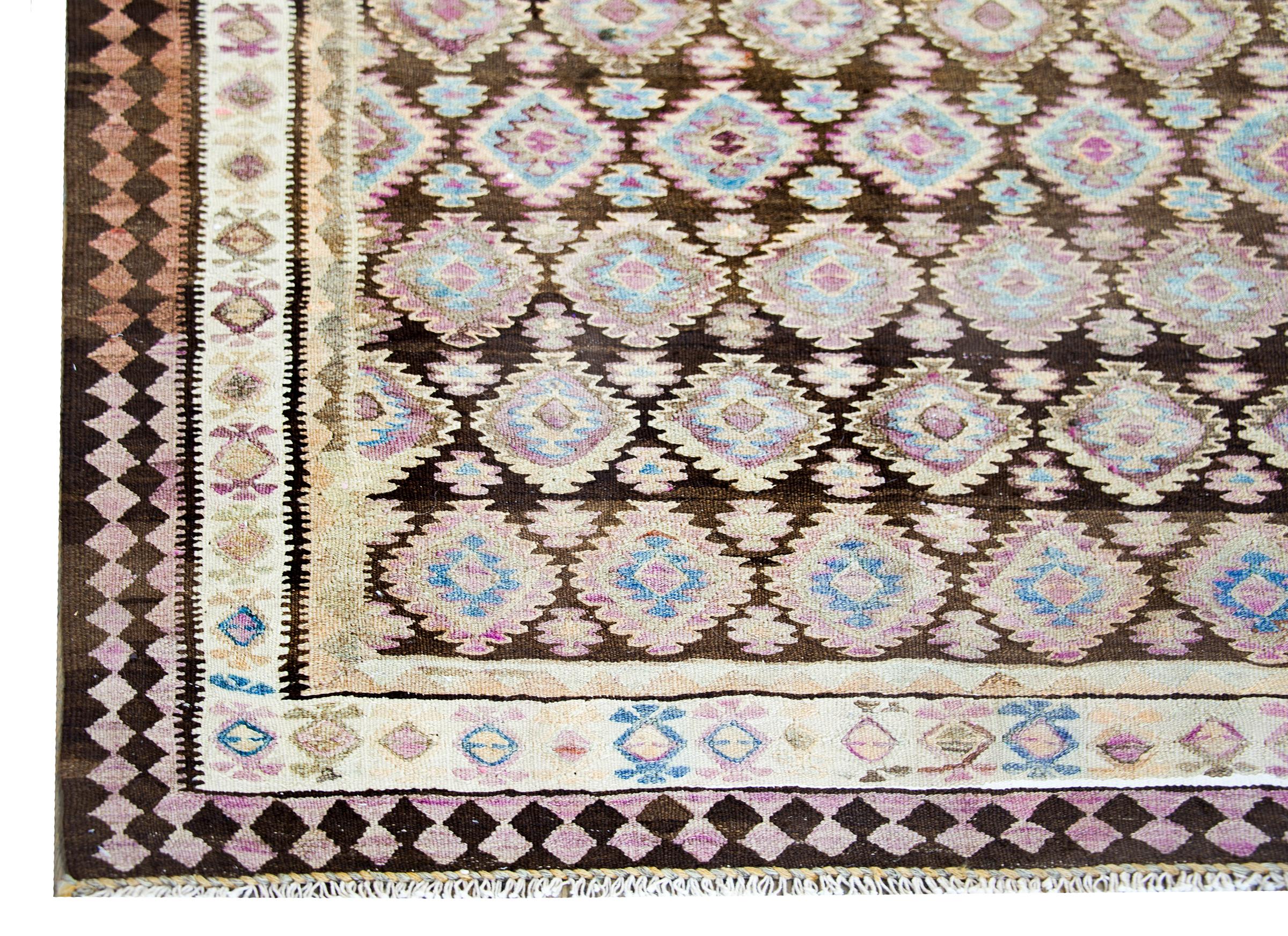 Early 20th Century Persian Qazvin Kilim For Sale 6