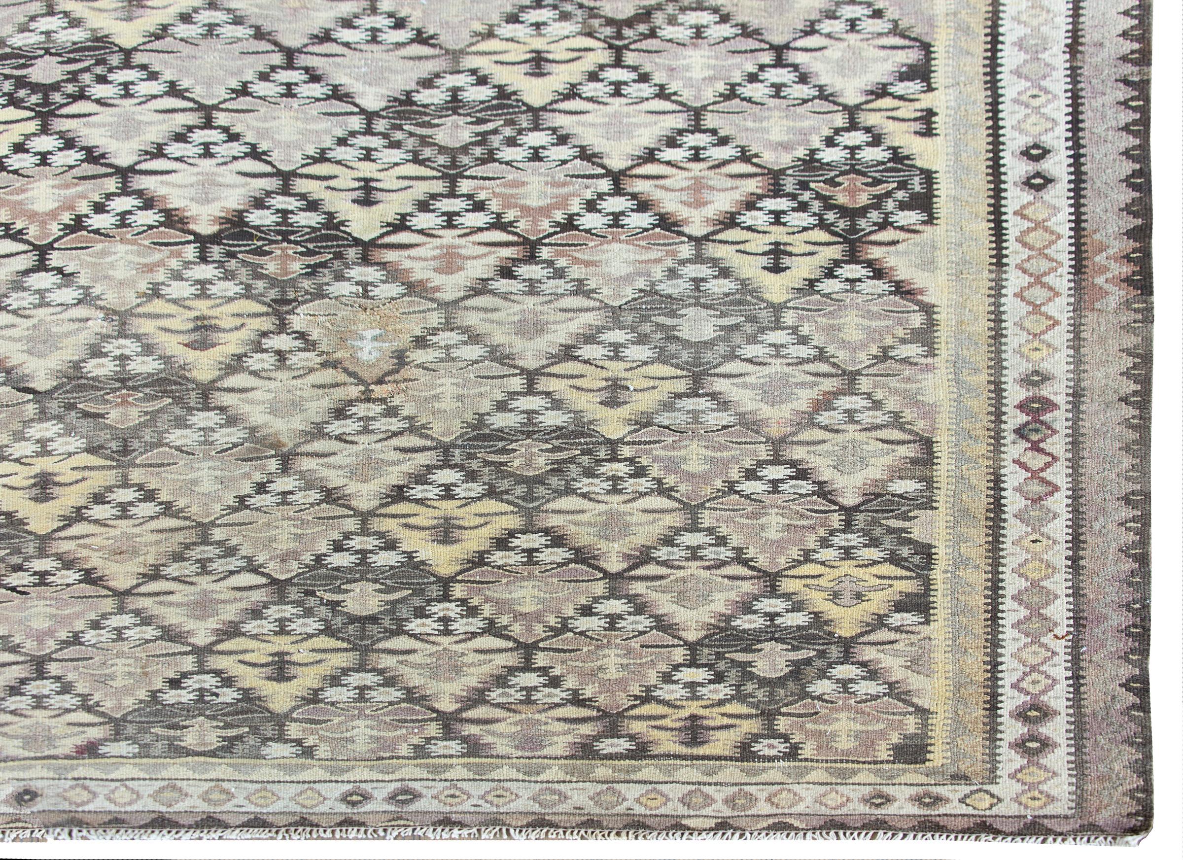 Early 20th Century Persian Qazvin Kilim Rug For Sale 9