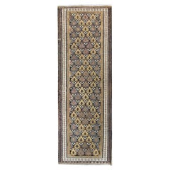 Persischer Qazvin-Teppich des frühen 20. Jahrhunderts