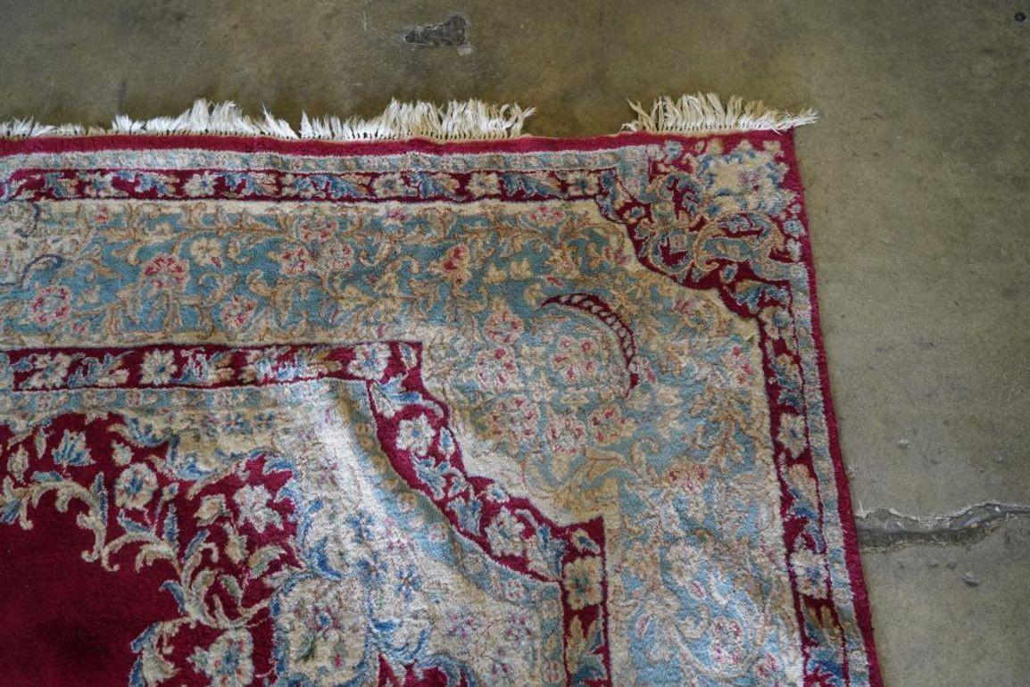 Wool Early 20th Century Persian Rug w/ Traditional Motifs For Sale