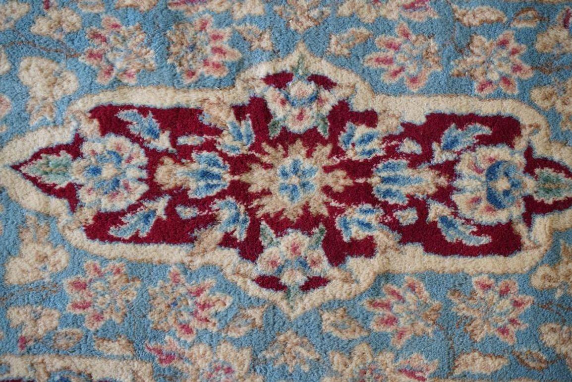 Early 20th Century Persian Rug w/ Traditional Motifs For Sale 2