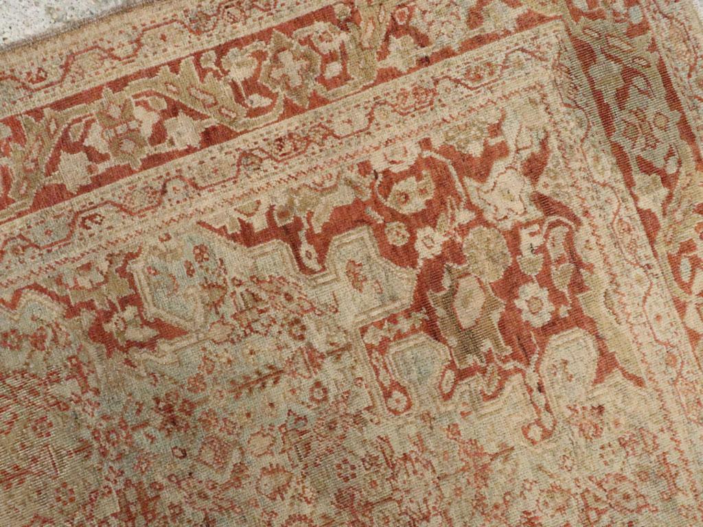 Noué à la main Early 20th Century Persian Sarouk Fereghan Accent Rug en vente