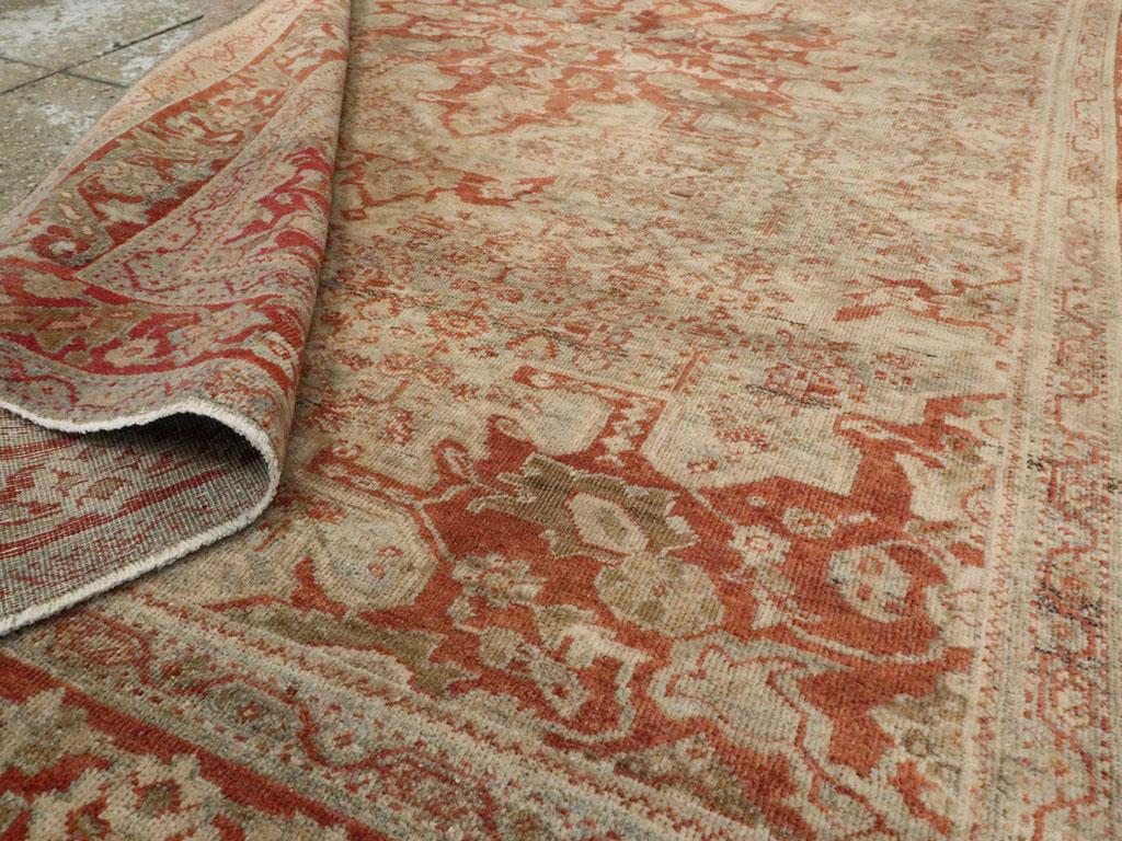 20ième siècle Early 20th Century Persian Sarouk Fereghan Accent Rug en vente