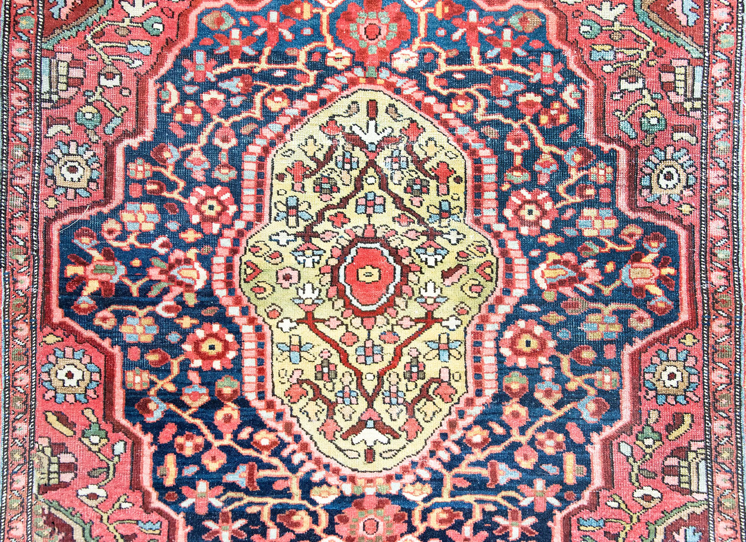 Tappeto persiano Sarouk Farahan dei primi del Novecento in vendita 3