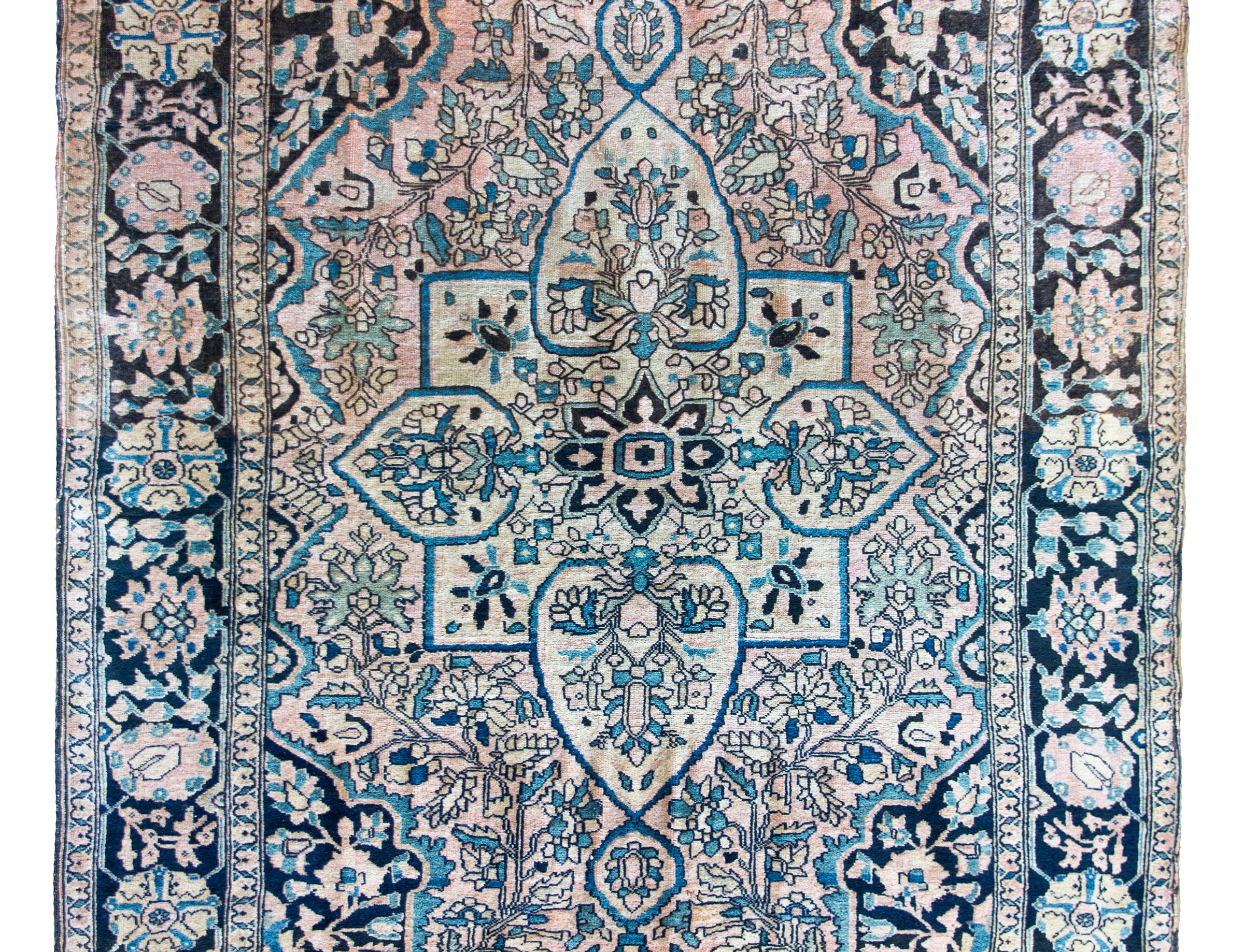 Persiano Tappeto persiano Sarouk Farahan dei primi del Novecento in vendita