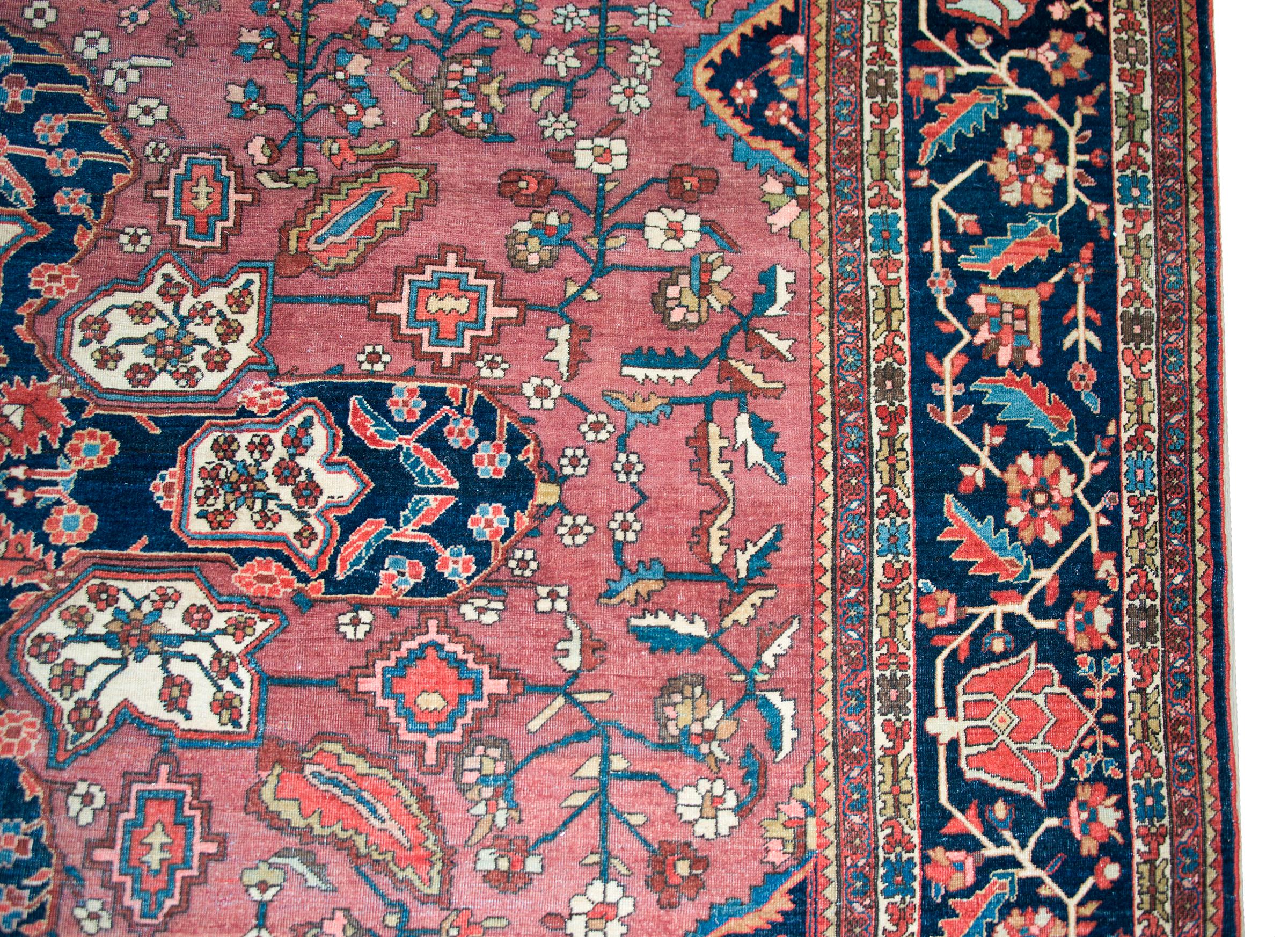 Early 20th Century Persian Sarouk Farahan Rug For Sale 1