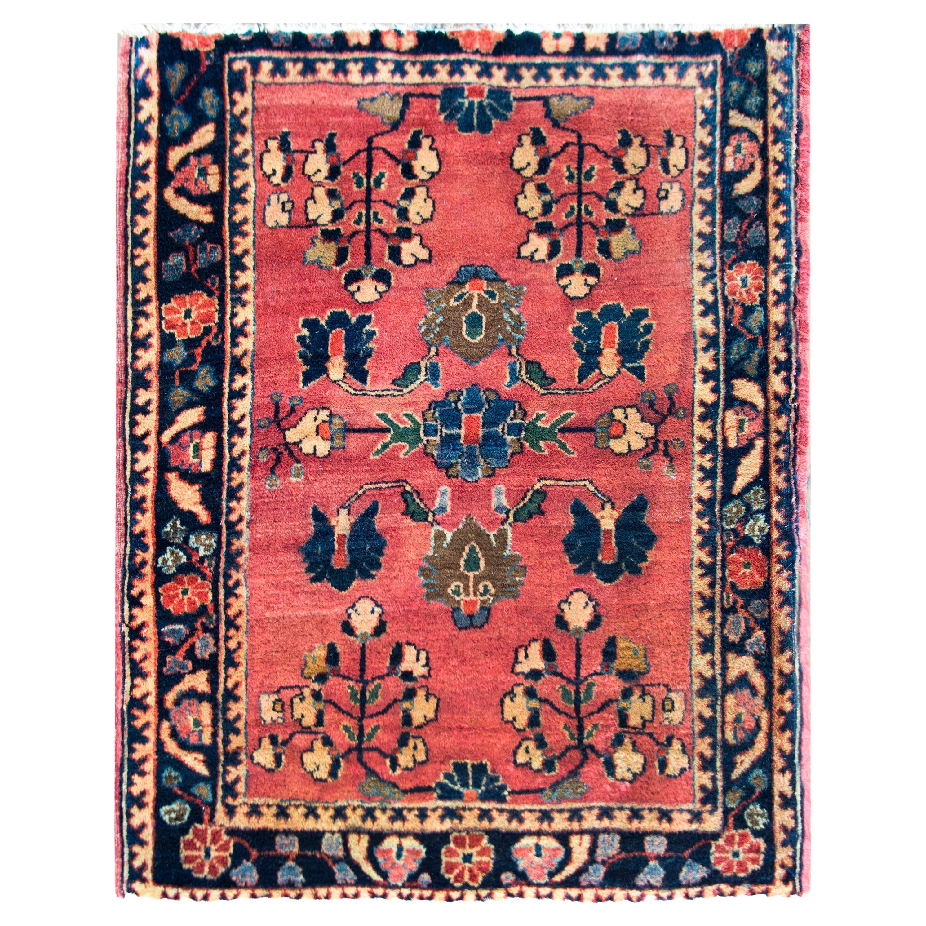 Early 20th Century Persian Sarouk  For Sale