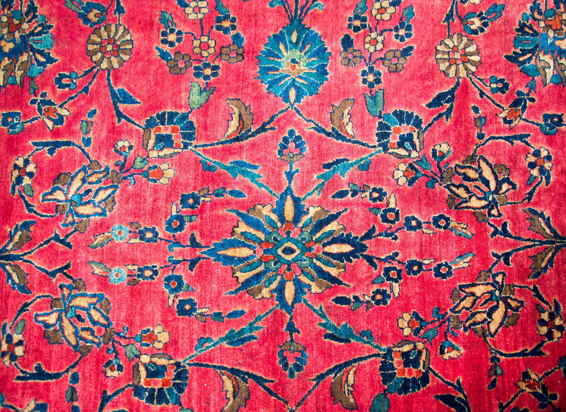 Early 20th Century Persian Sarouk Mahal Rug For Sale 1