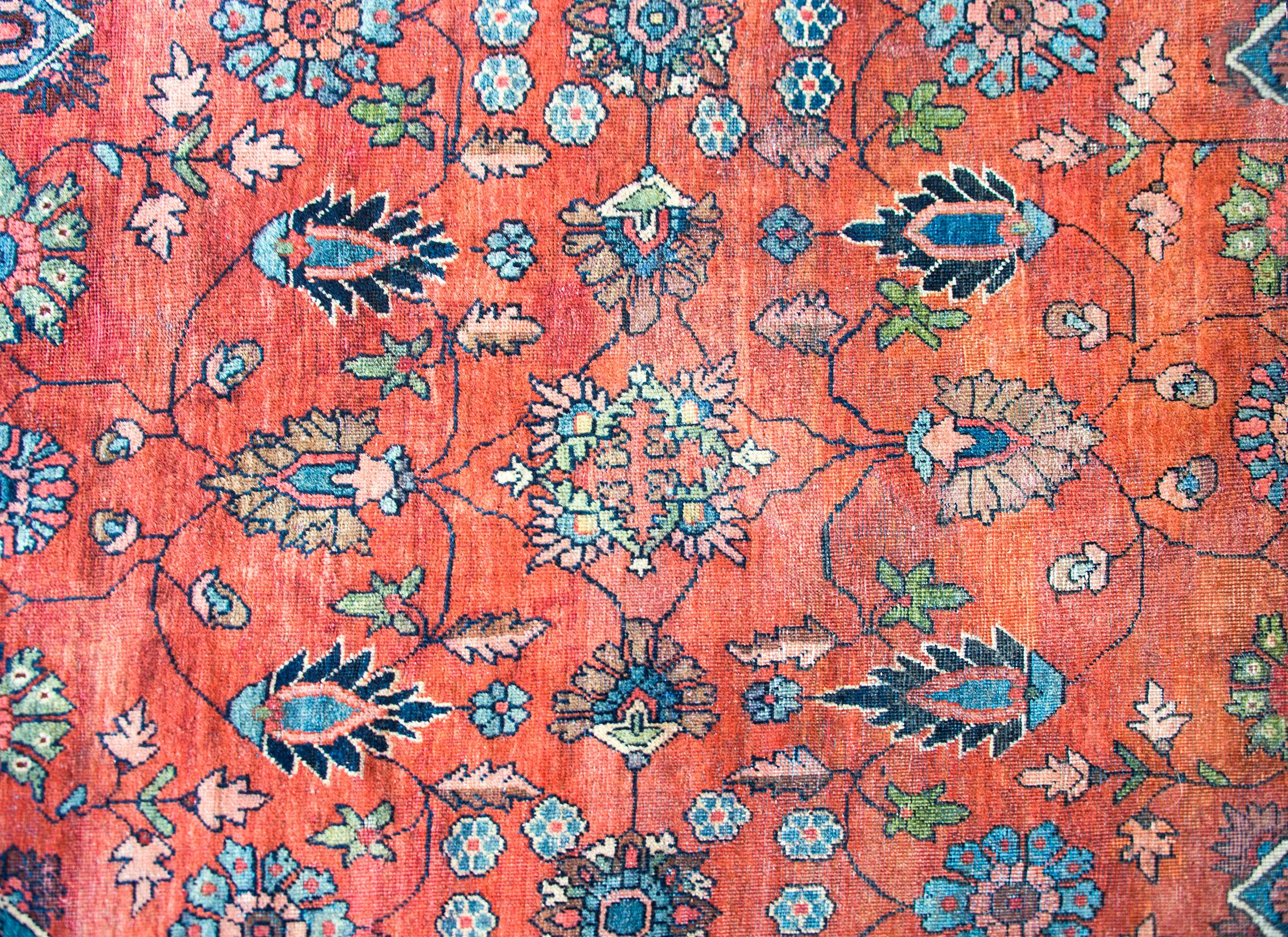 Early 20th Century Persian Sarouk Mahal Rug For Sale 3