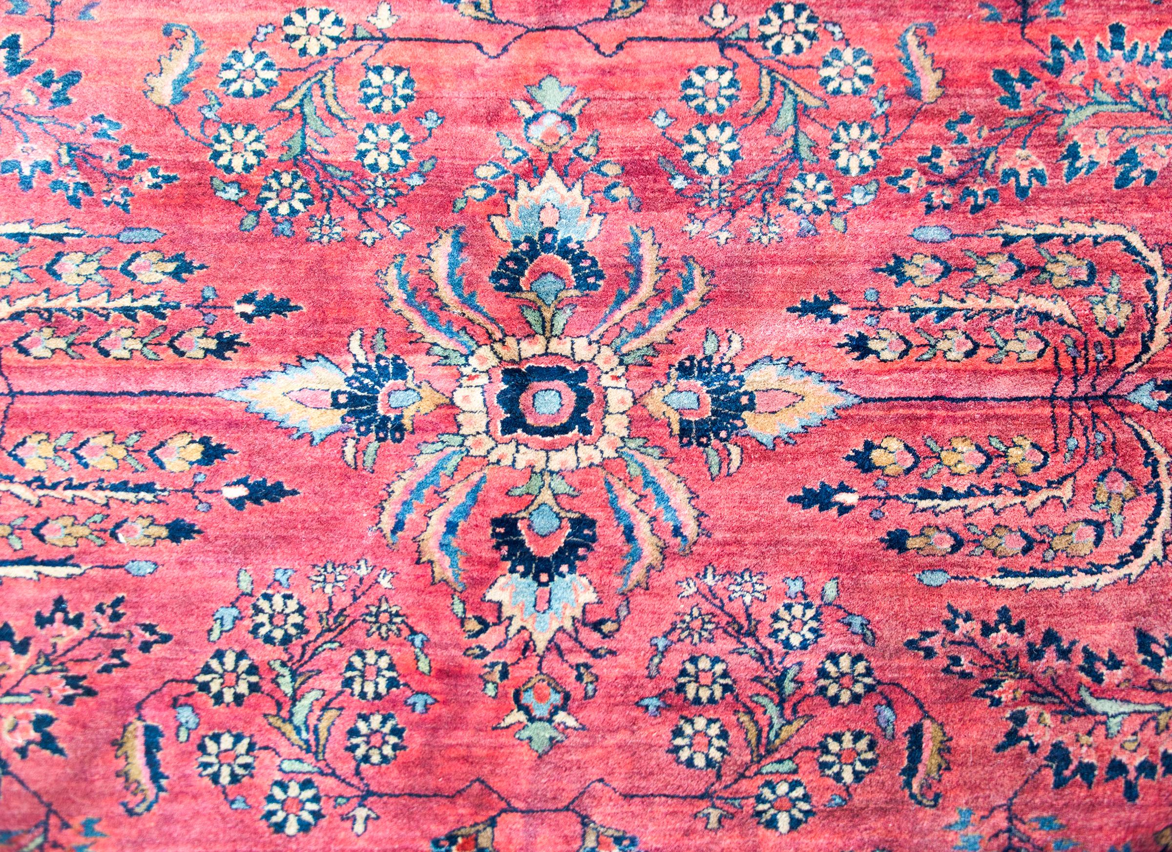 Early 20th Century Persian Sarouk Mohajeran Rug For Sale 5