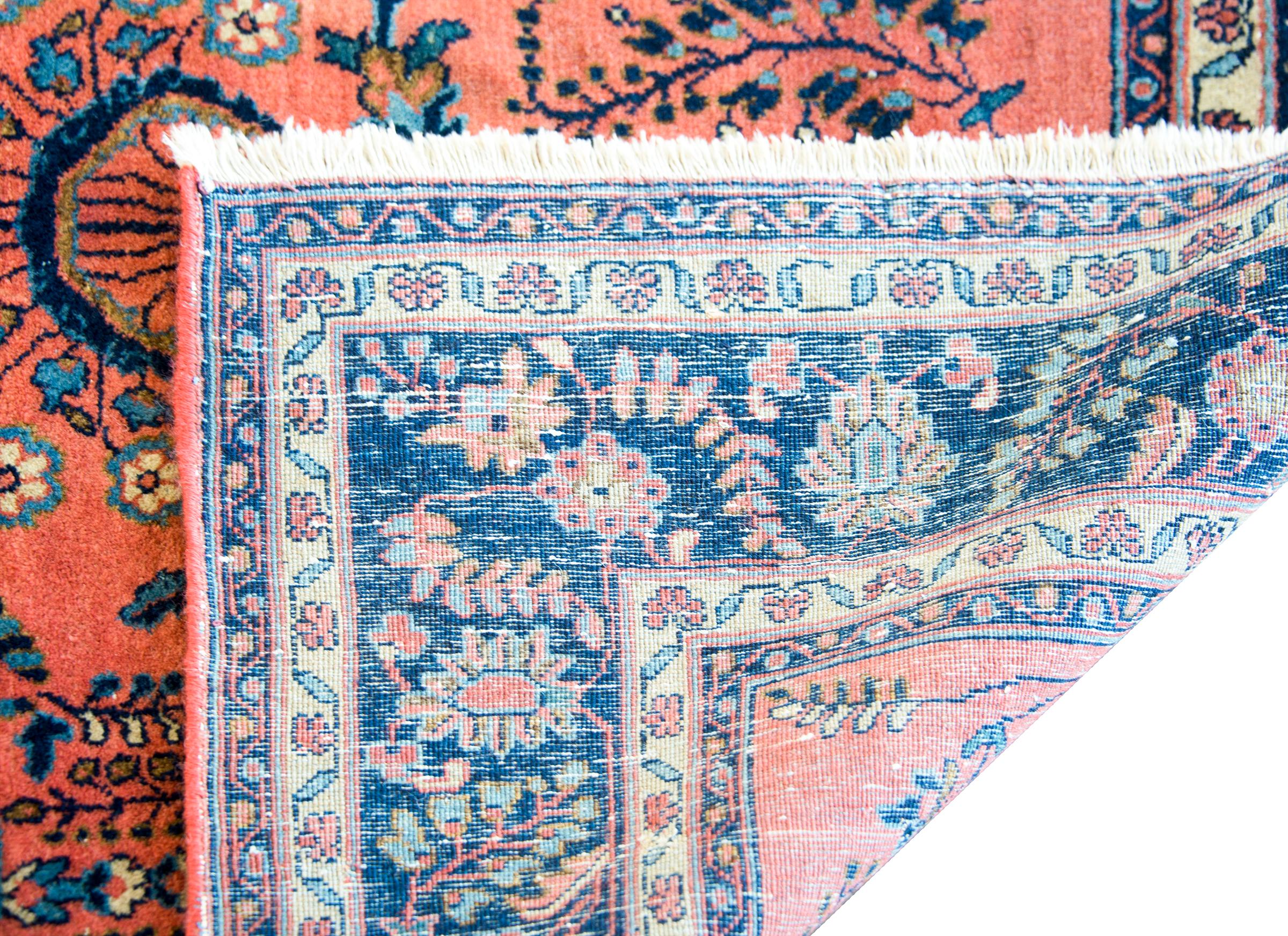 Early 20th Century Persian Sarouk Mohajeran Rug For Sale 6