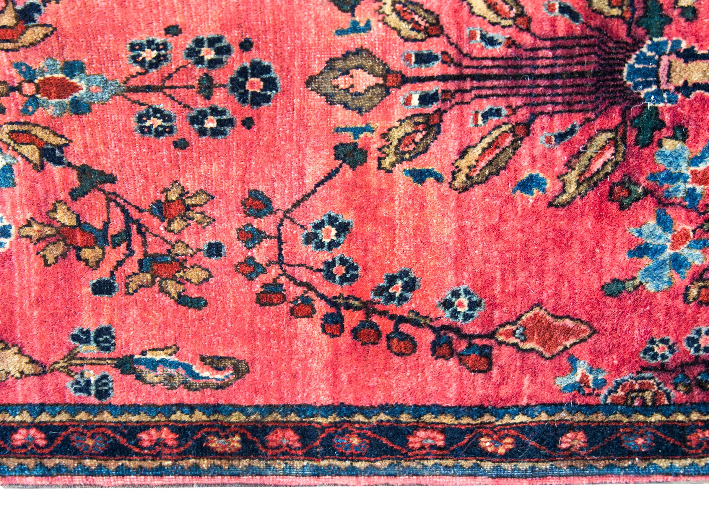 Persischer Sarouk- Mohajeran-Teppich aus dem frühen 20. Jahrhundert (Sarouk Farahan) im Angebot