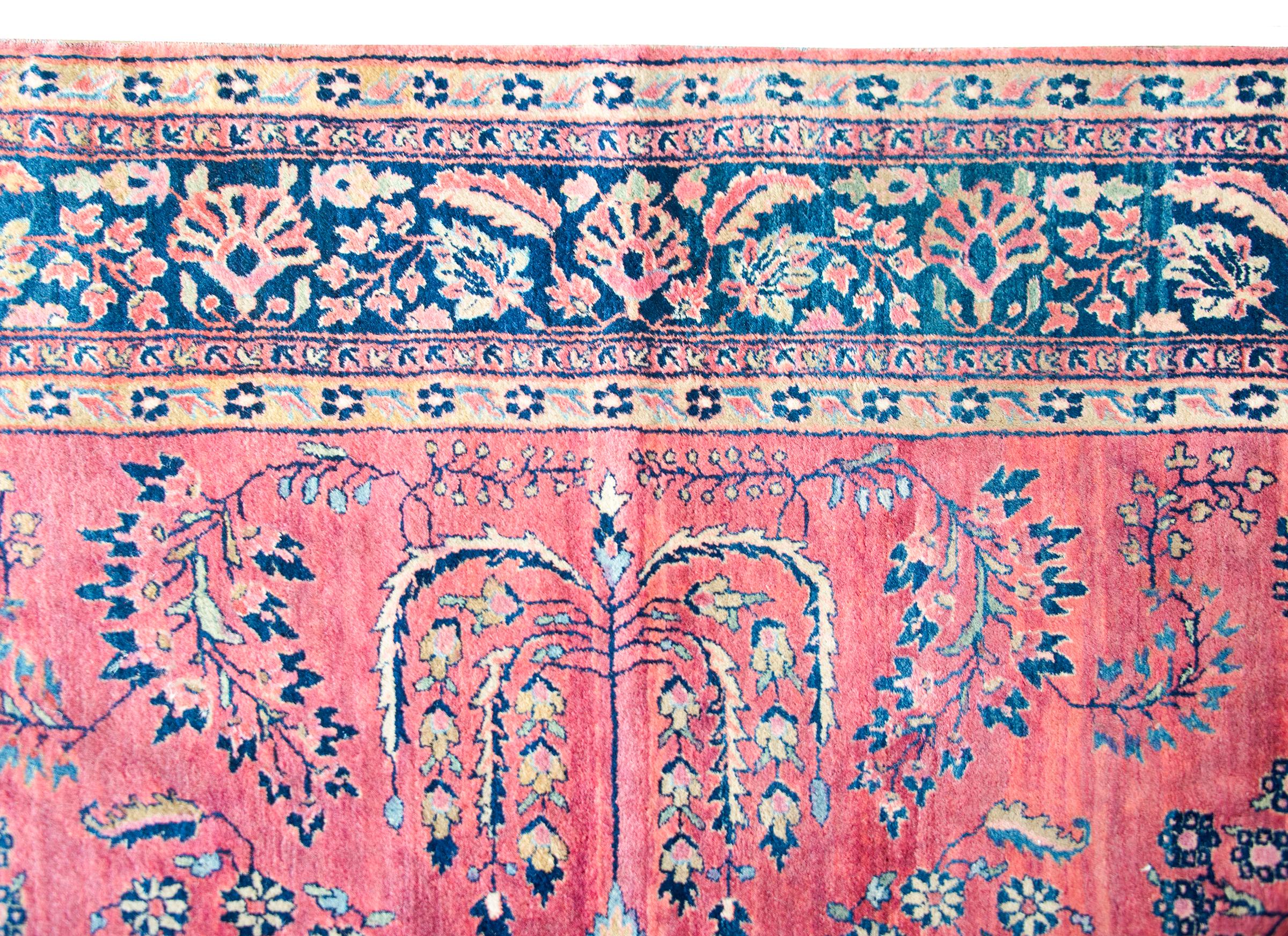 Early 20th Century Persian Sarouk Mohajeran Rug For Sale 3