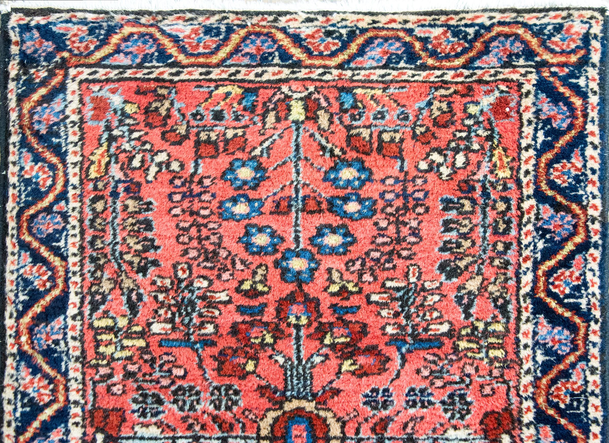 Persischer Sarouk-Teppich des frühen 20. Jahrhunderts im Angebot 3