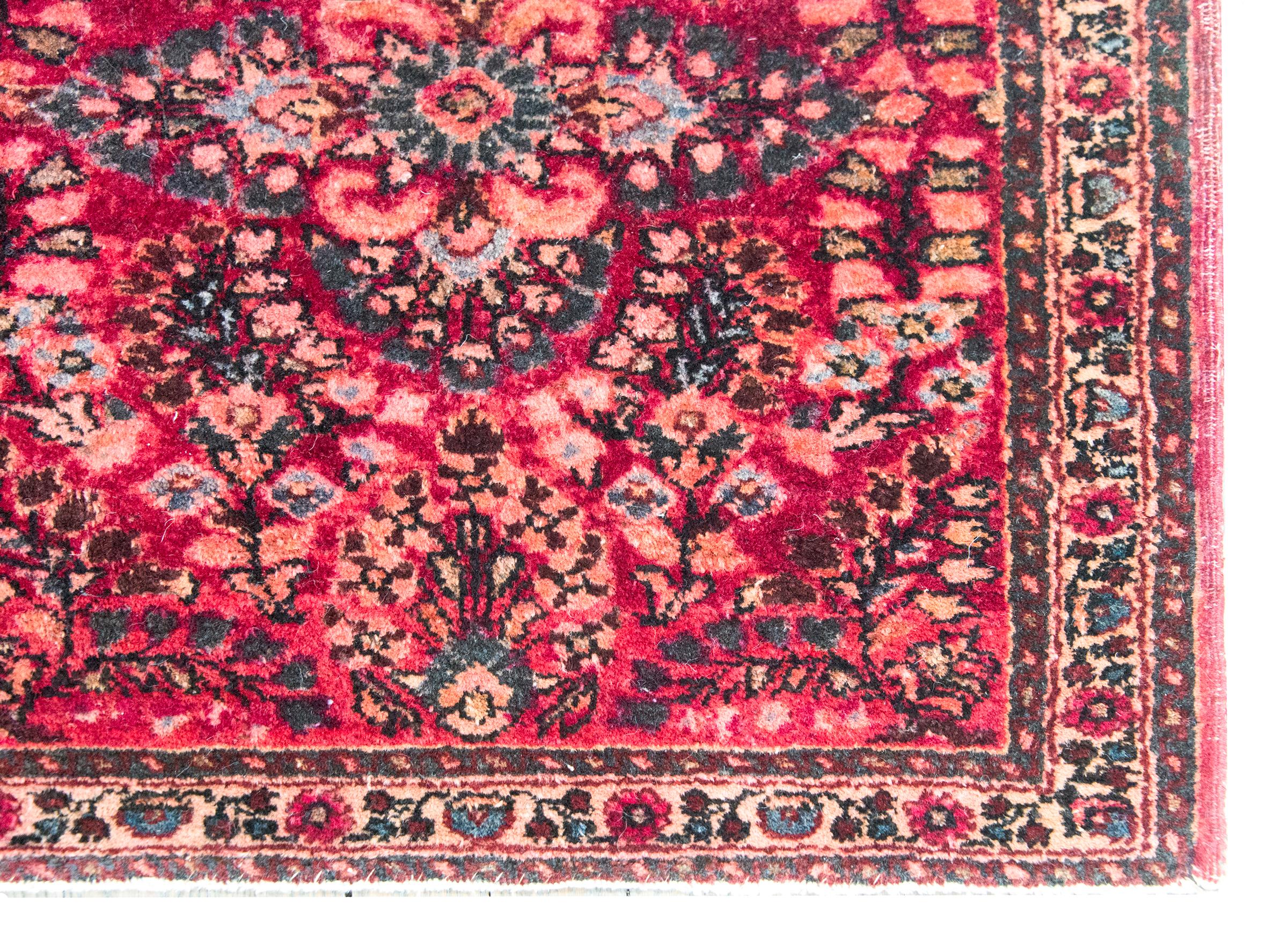 Alfombra persa sarouk de principios del siglo XX en venta 6