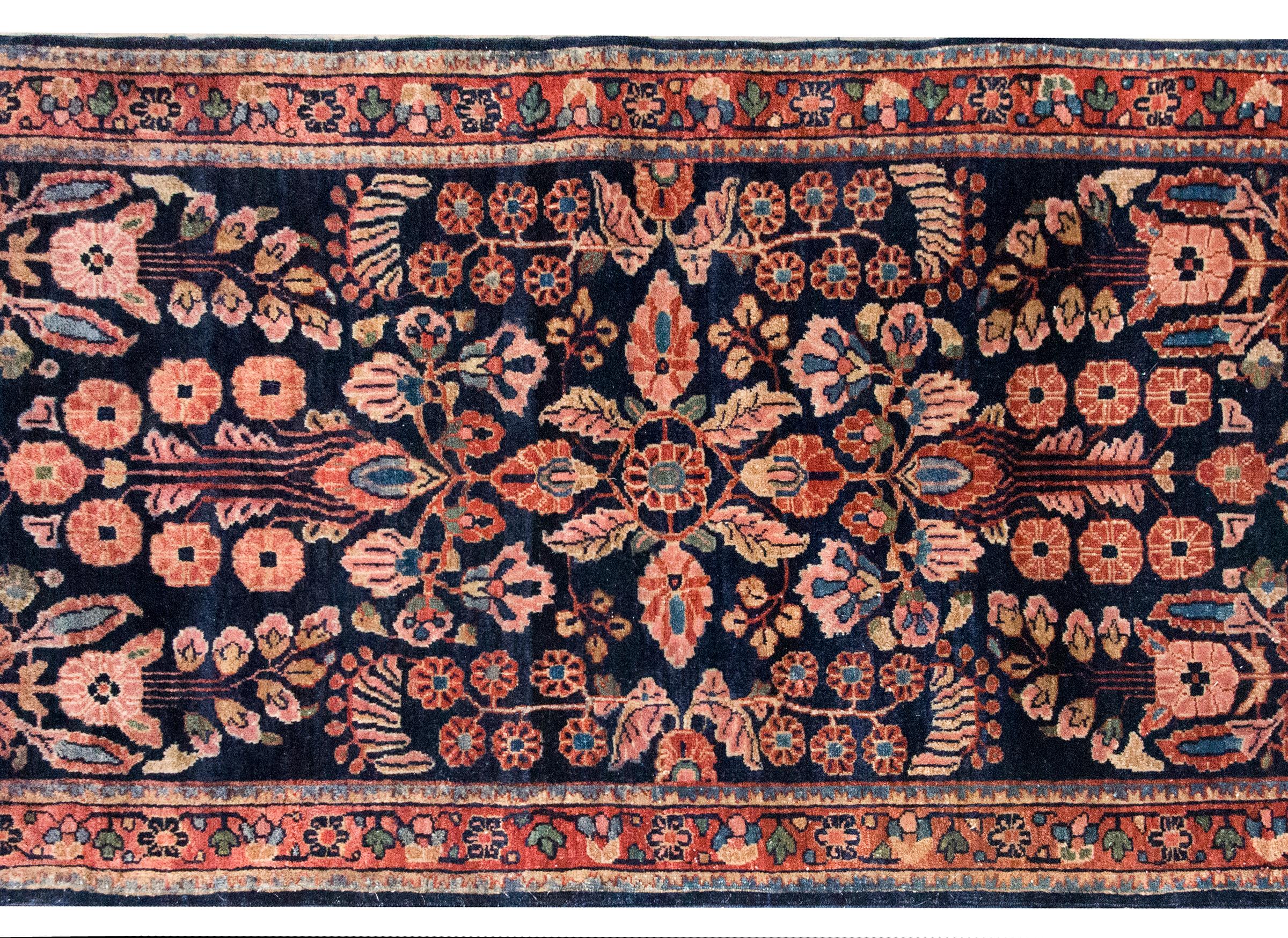 Sarouk Farahan Tappeto Sarouk persiano dei primi del Novecento in vendita