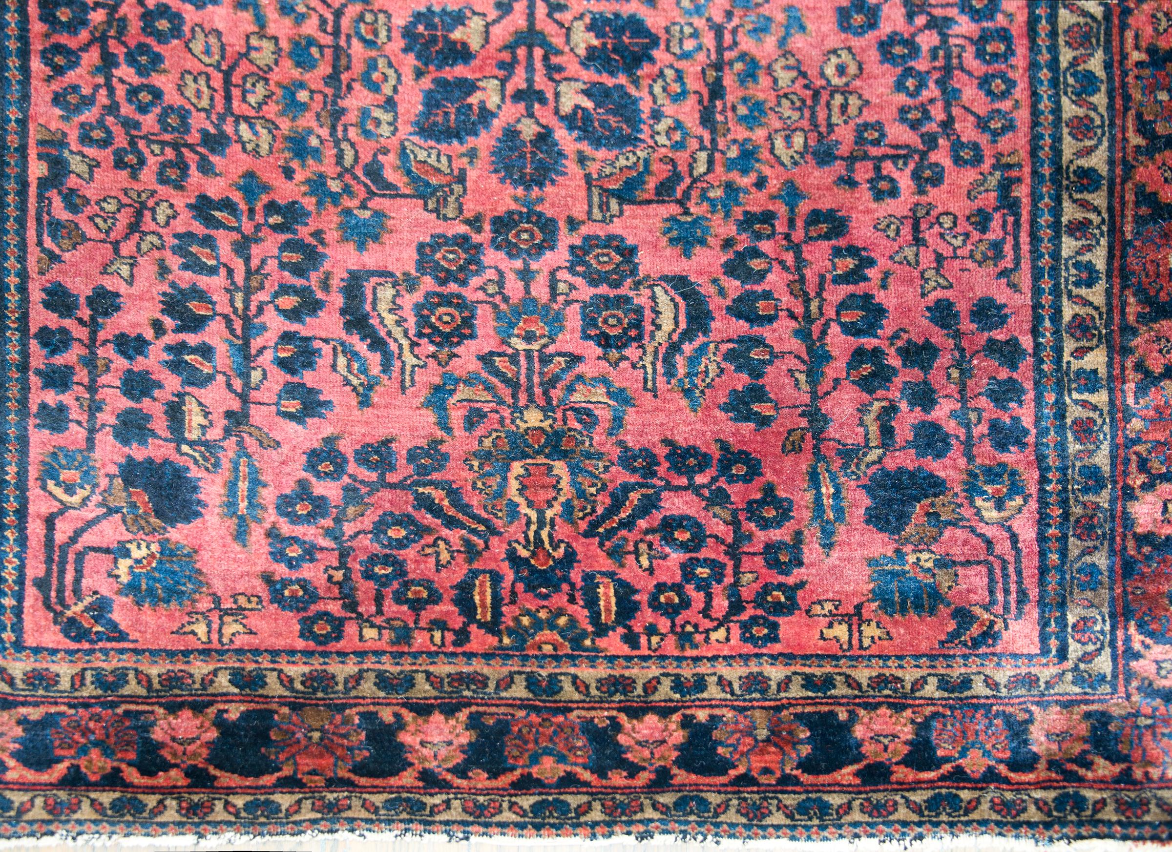 Persischer Sarouk-Teppich des frühen 20. Jahrhunderts (Handgeknüpft) im Angebot