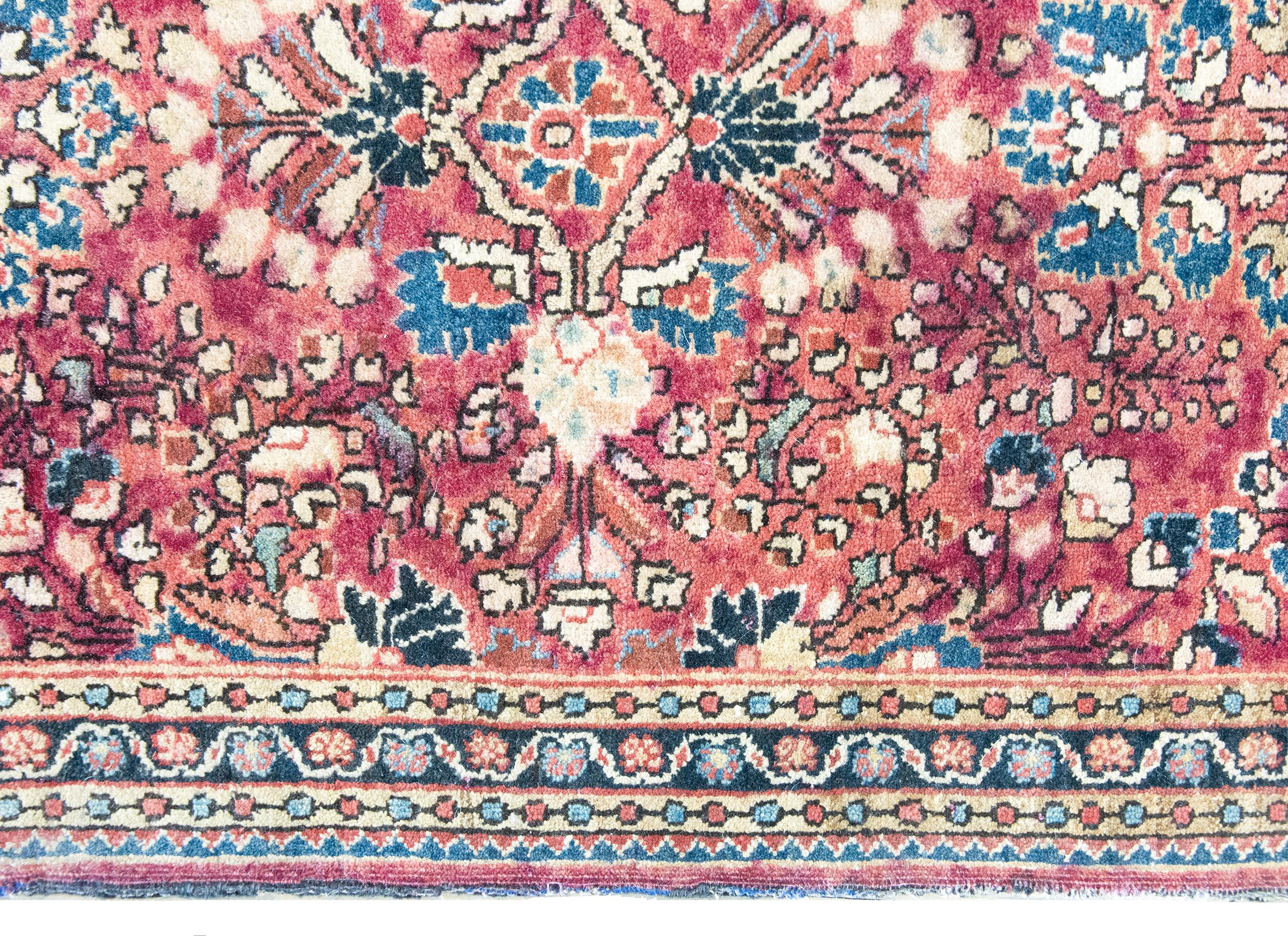 Persiano Tappeto Sarouk persiano dei primi del Novecento in vendita