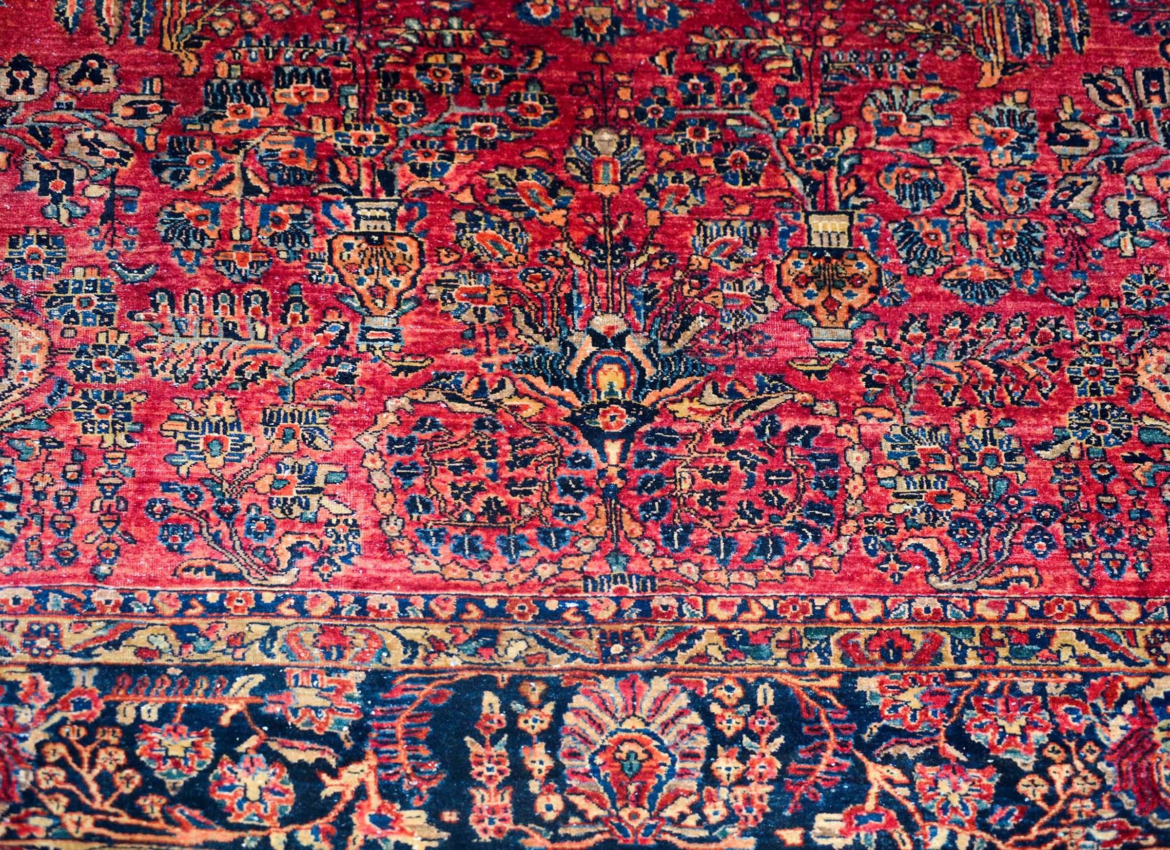 Wool Early 20th Century Persian Sarouk Rug For Sale