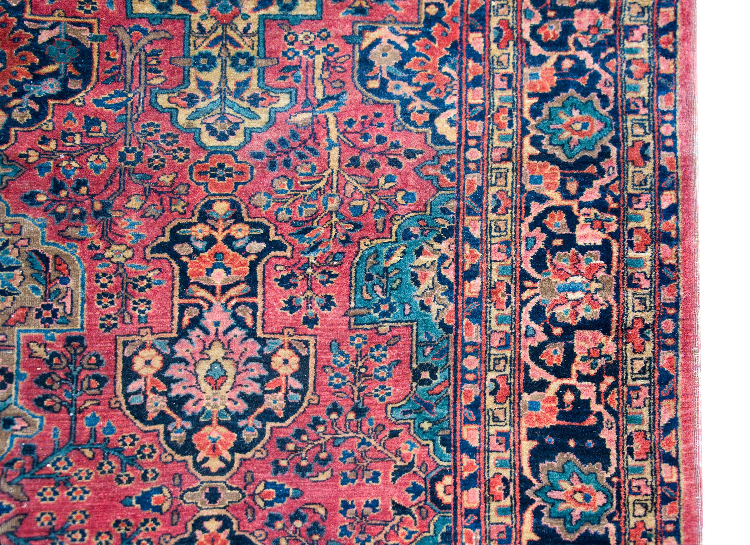 Début du 20ème siècle Tapis sarouk persan du début du 20e siècle en vente