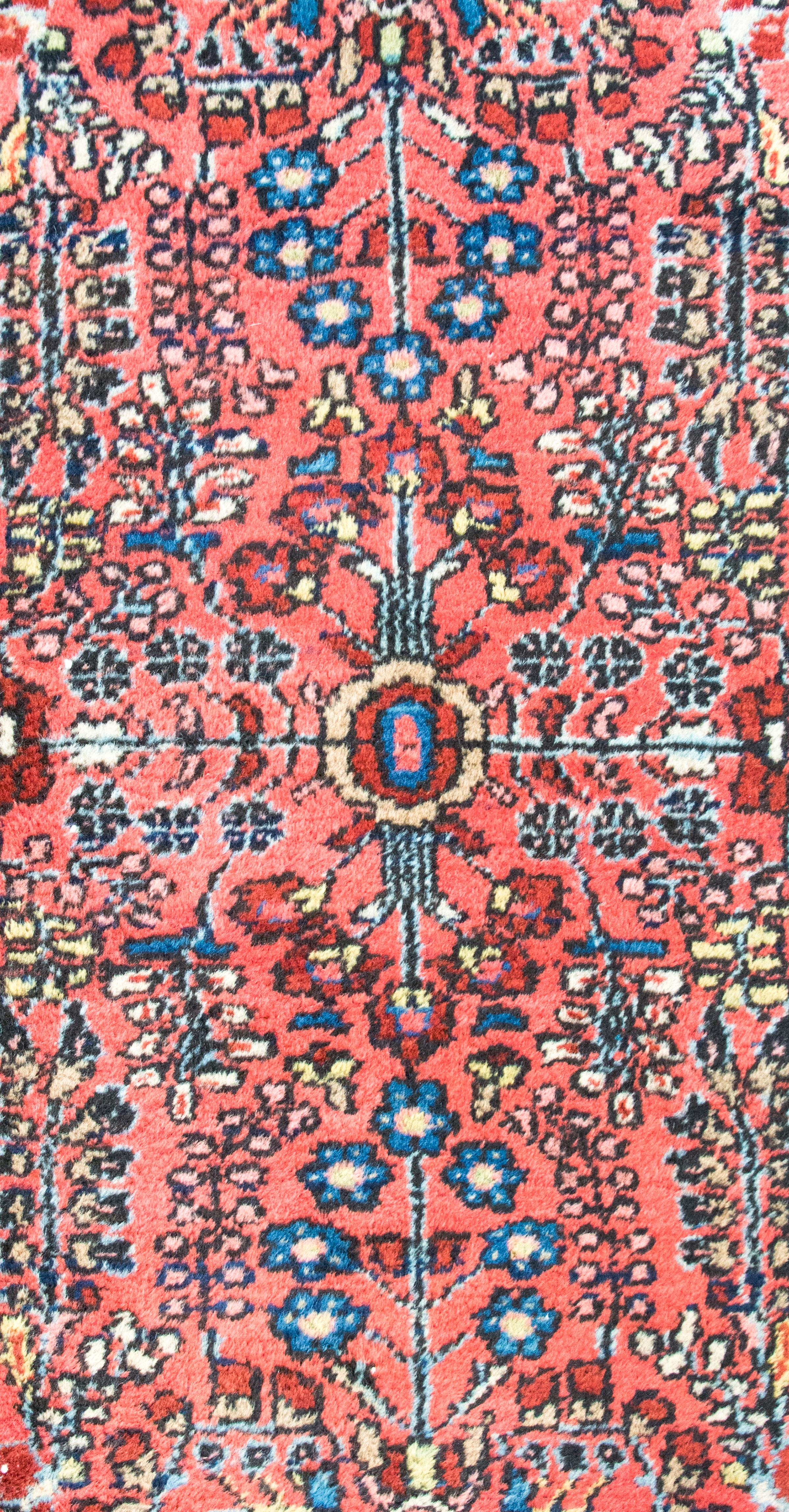 Persischer Sarouk-Teppich des frühen 20. Jahrhunderts (Wolle) im Angebot