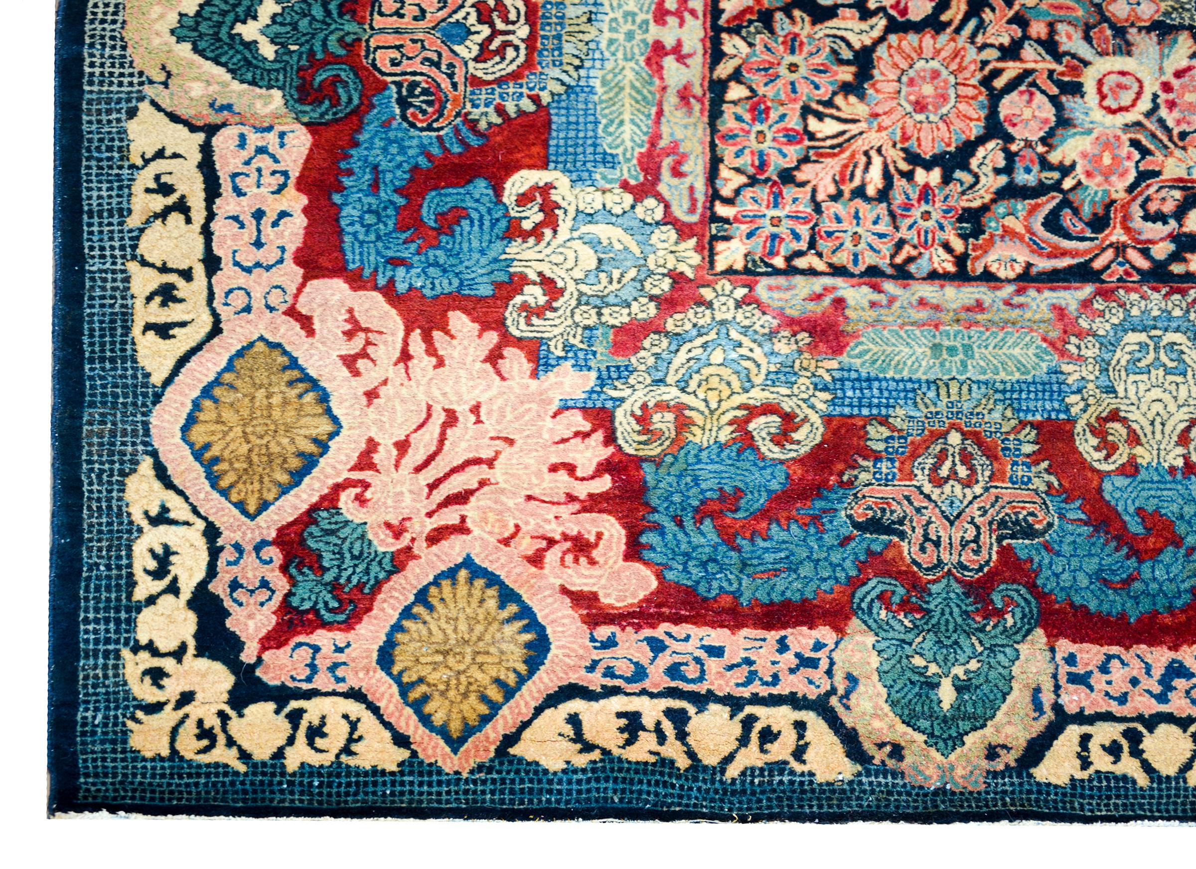Alfombra persa sarouk de principios del siglo XX en venta 1