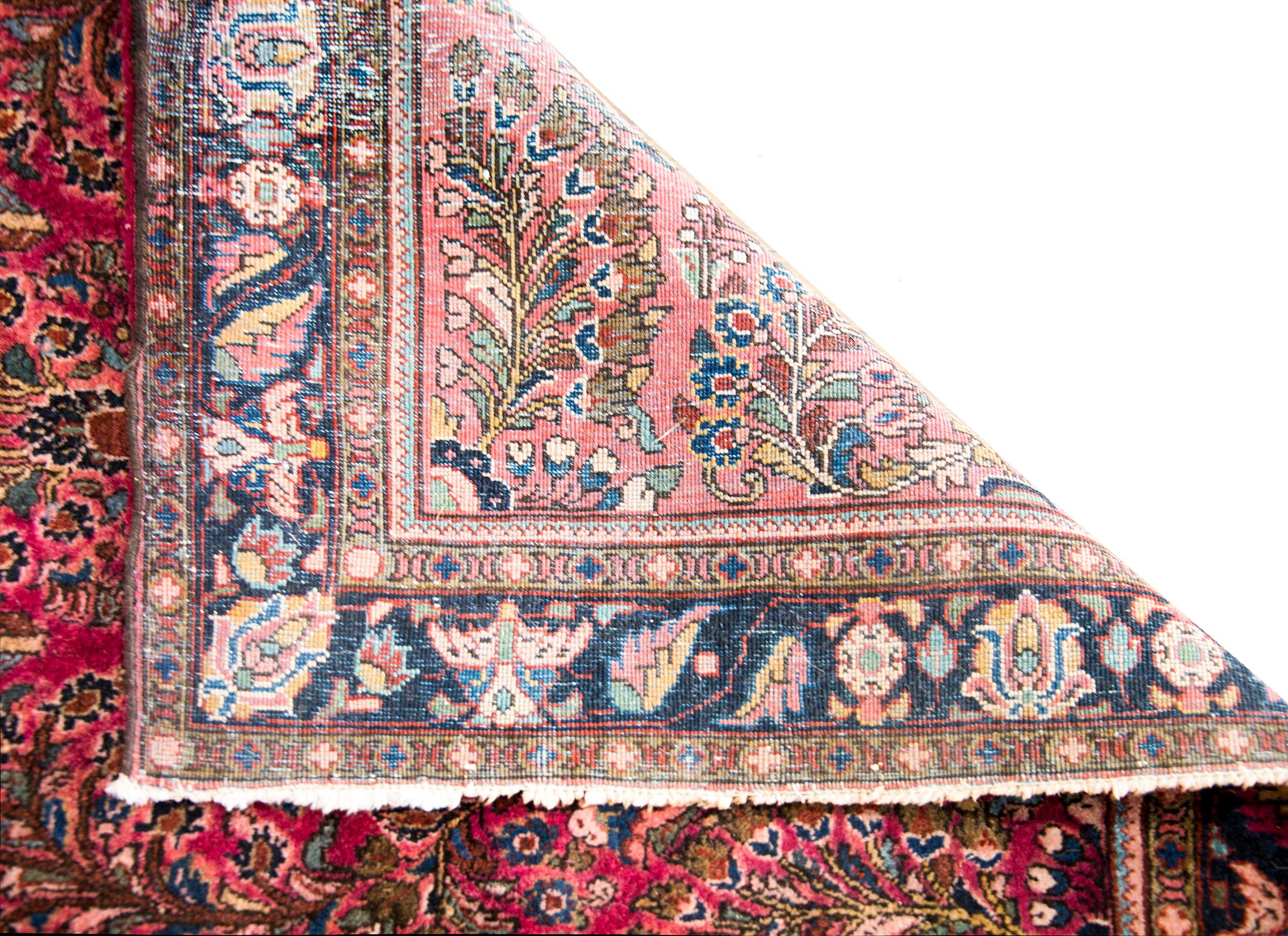 Early 20th Century Persian Sarouk Runner For Sale 6