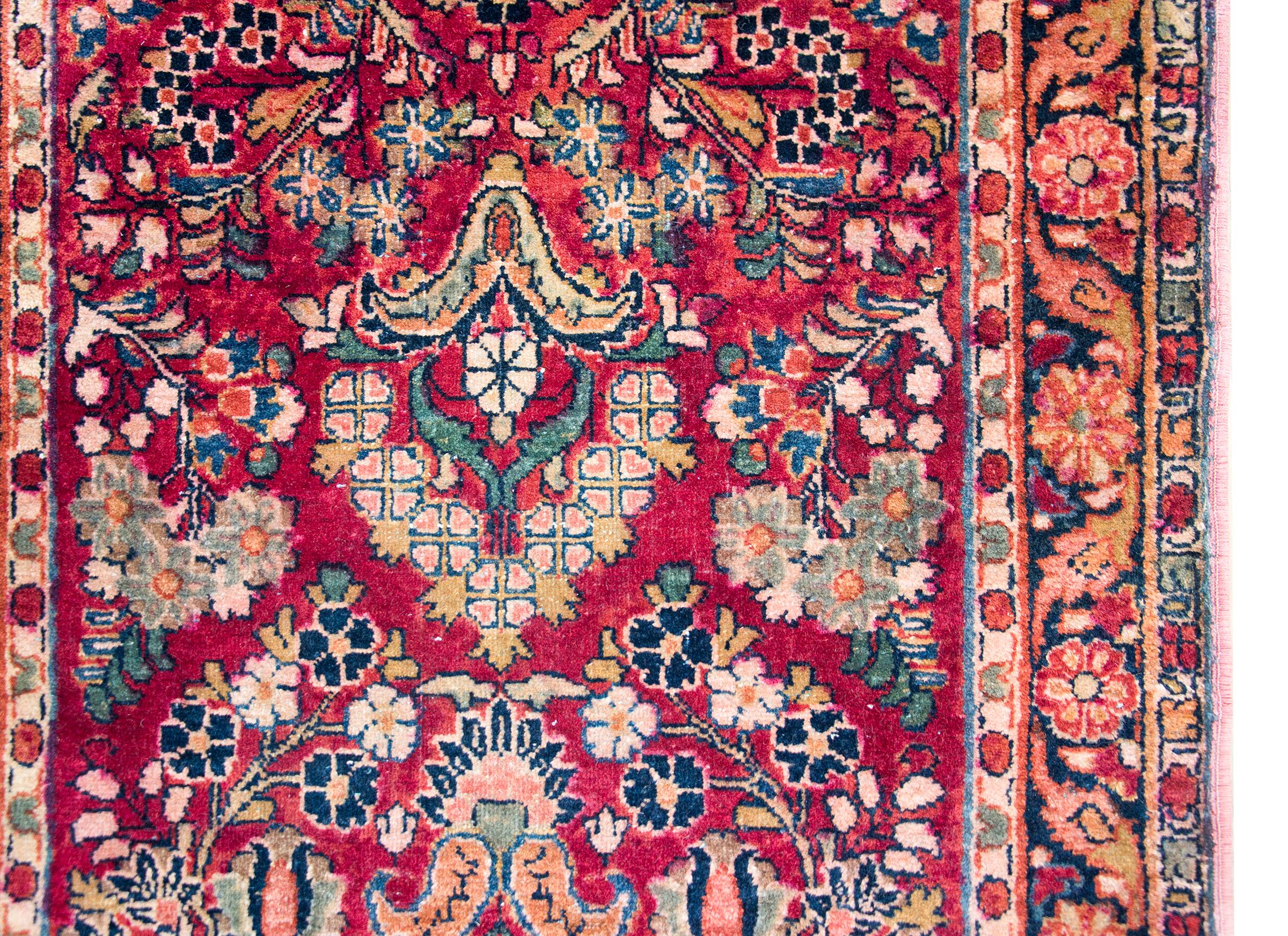 Early 20th Century Persian Sarouk Runner In Good Condition For Sale In Chicago, IL