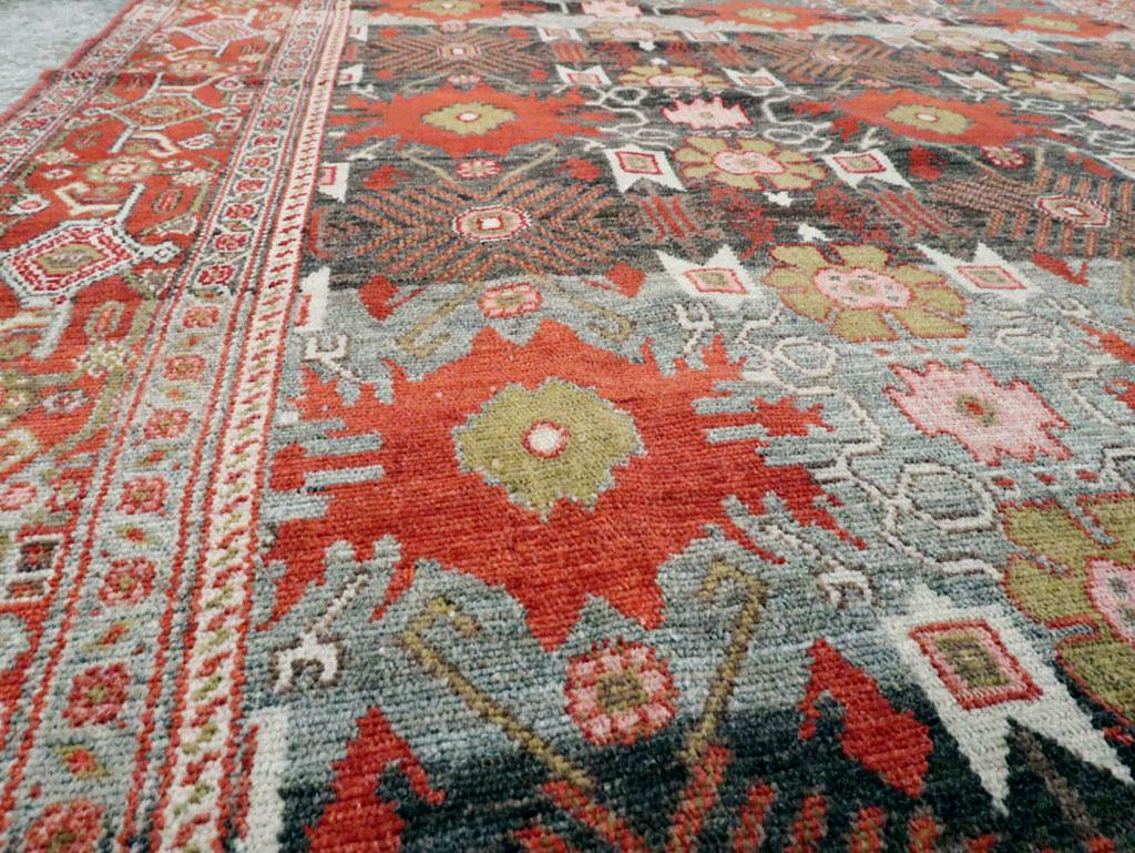 Rustique Tapis d'appoint persan Senneh du début du XXe siècle en vente