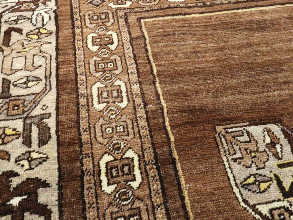 Persischer Serab-Akzentteppich aus dem frühen 20. im Zustand „Hervorragend“ im Angebot in New York, NY