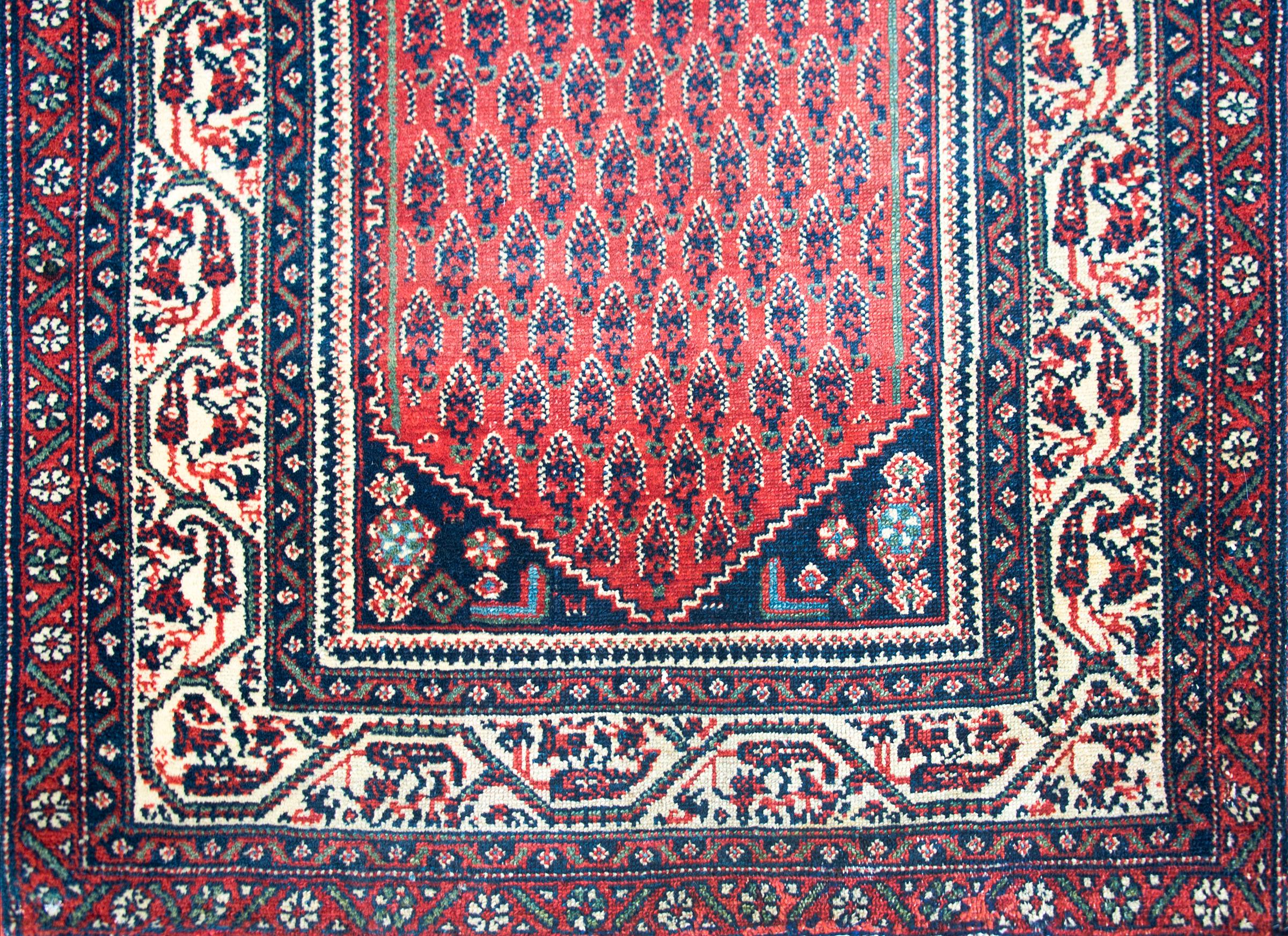 Early 20th Century Persian Seraband Rug For Sale 3
