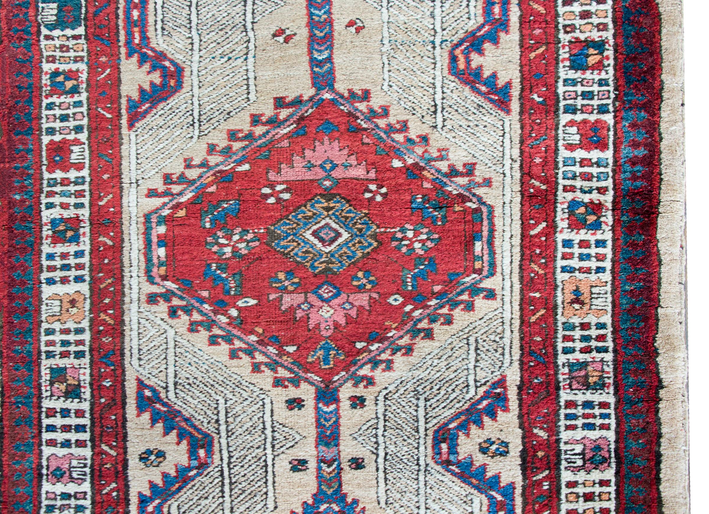 Early 20th Century Persian Serb Runner In Good Condition For Sale In Chicago, IL