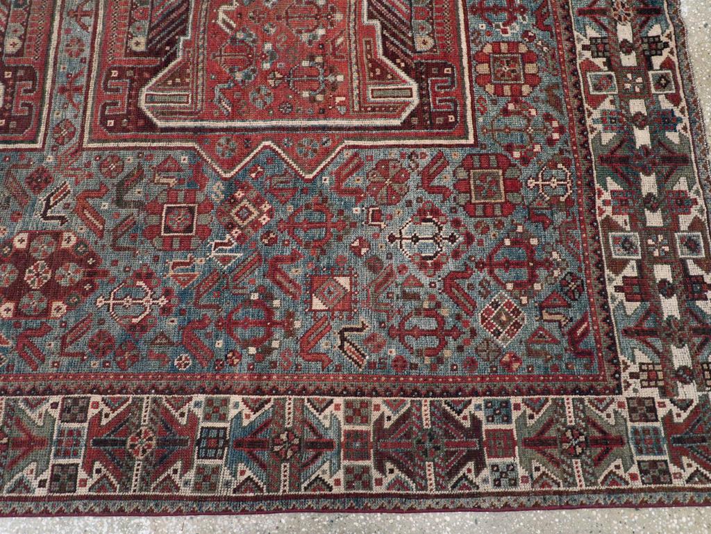 Early 20th Century Persian Shiraz Accent Carpet In Excellent Condition For Sale In New York, NY